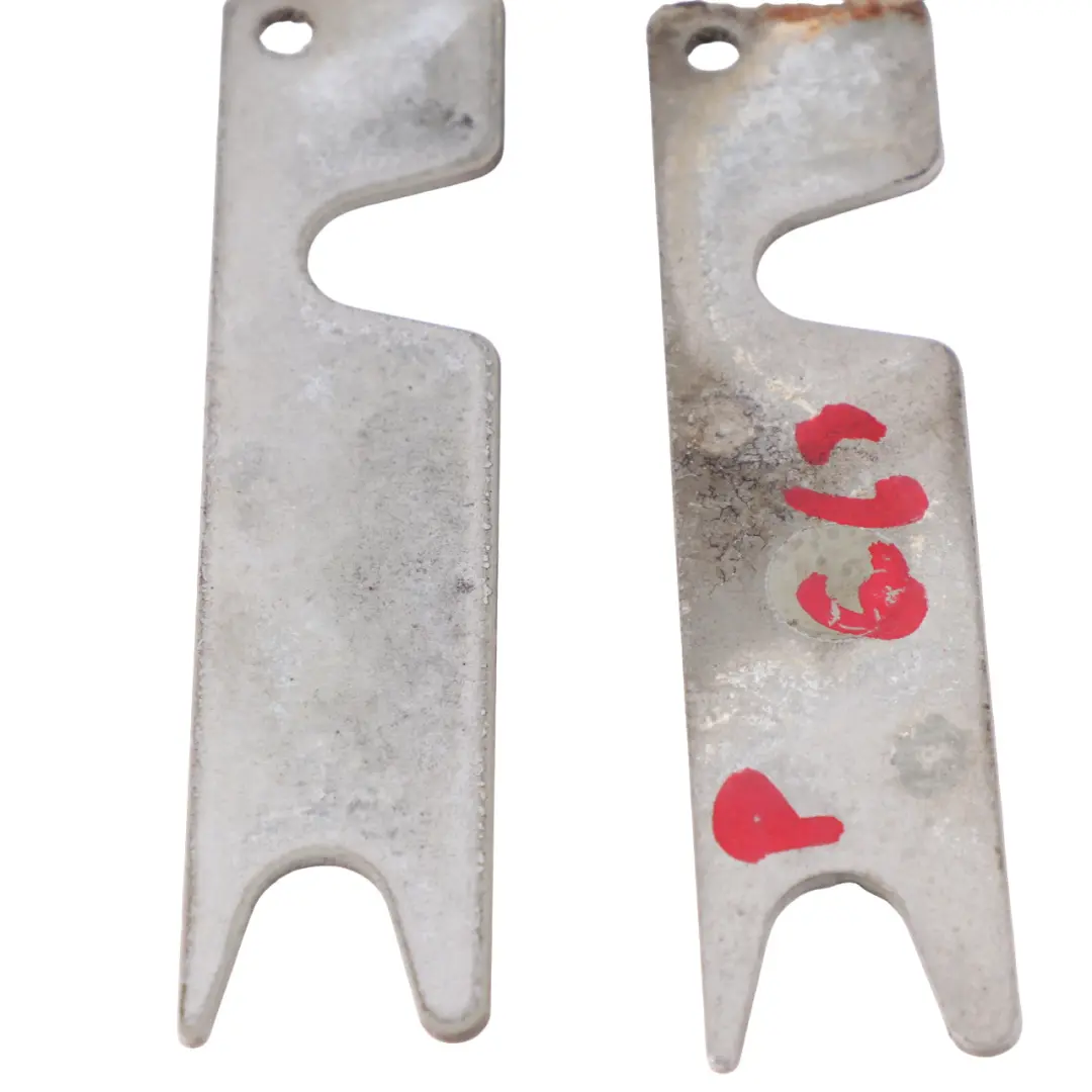 Capó Bisagra Delantera Derecha Titansilber Plata Metalizado para BMW E63 E64 con número de pieza 7210670 BMW E63 E64 Capó Bisagra Delantera Derecha Titansilber Plata Metalizado - SKU 7210670-TS - Número de pieza 7210670