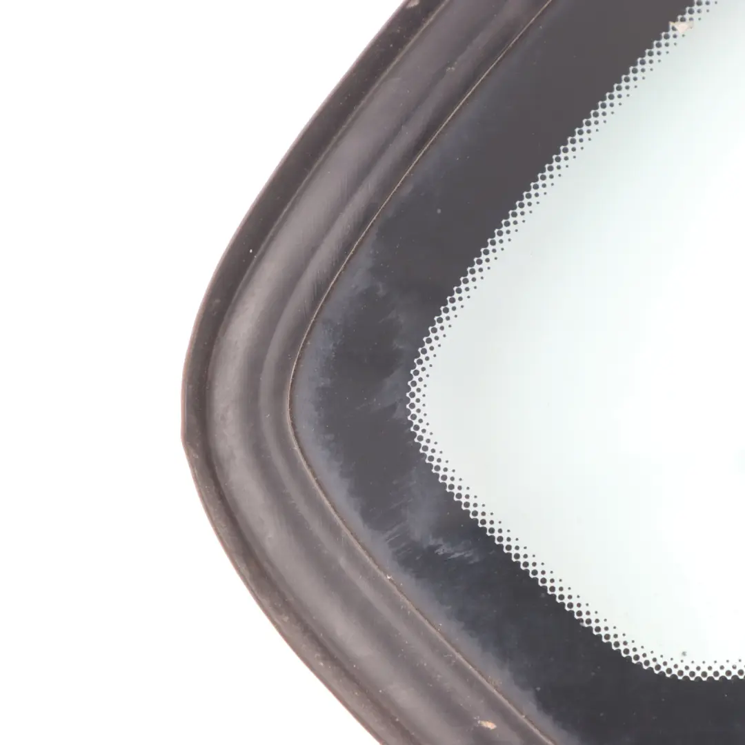 Trasera Derecha Lateral Ventana Fija AS2 Marco Negro Alto Brillo para BMW E91 Touring con número de pieza 7222252 BMW E91 Touring Trasera Derecha Lateral Ventana Fija AS2 Marco Negro Alto Brillo - SKU 7222252-3 - Número de pieza 7222252