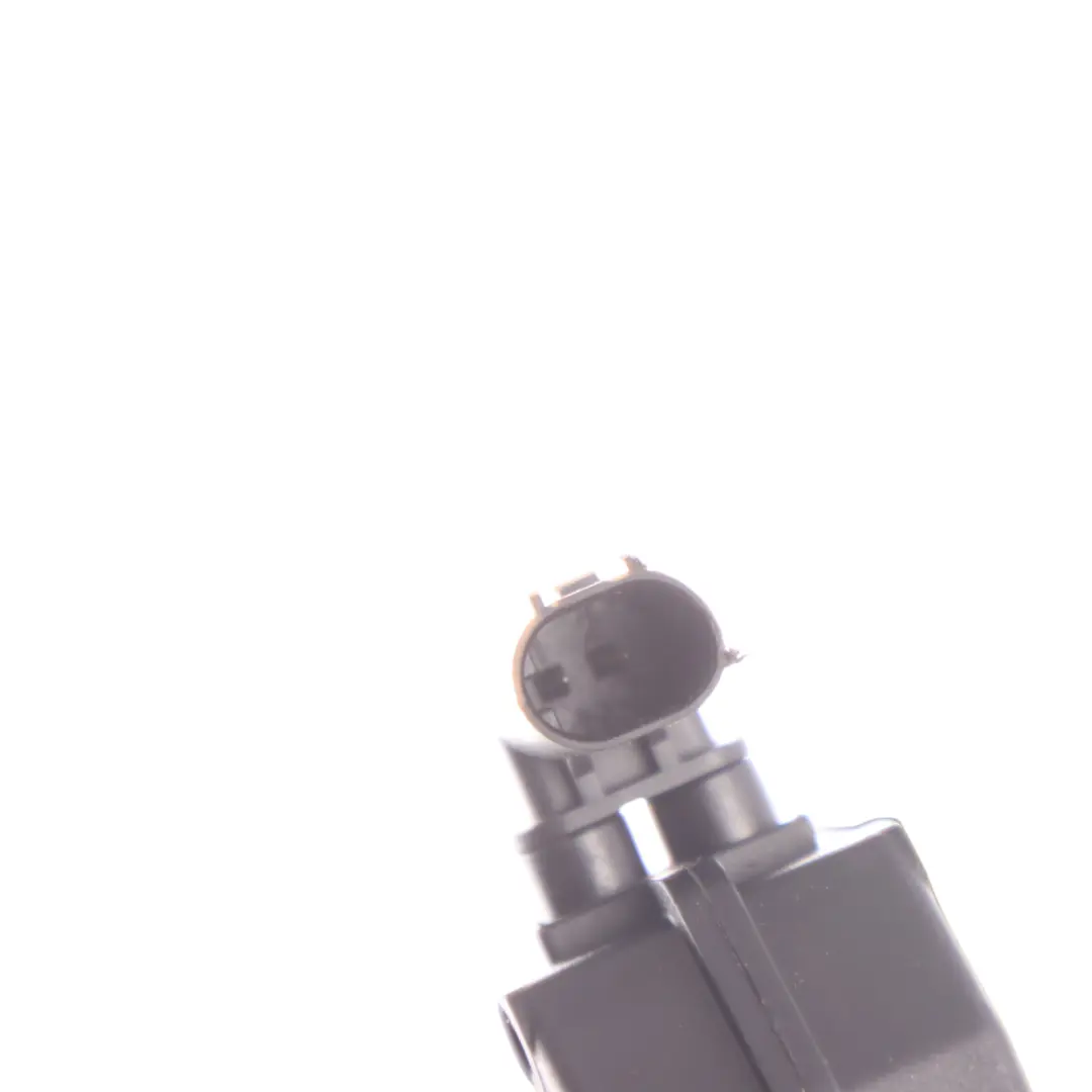 Couvercle de la trappe du réservoir de carburant pour BMW X3 F25 à propos du numéro de pièce 7238086 BMW X3 F25 Couvercle de la trappe du réservoir de carburant - SKU 7238086 - Numéro de pièce 7238086