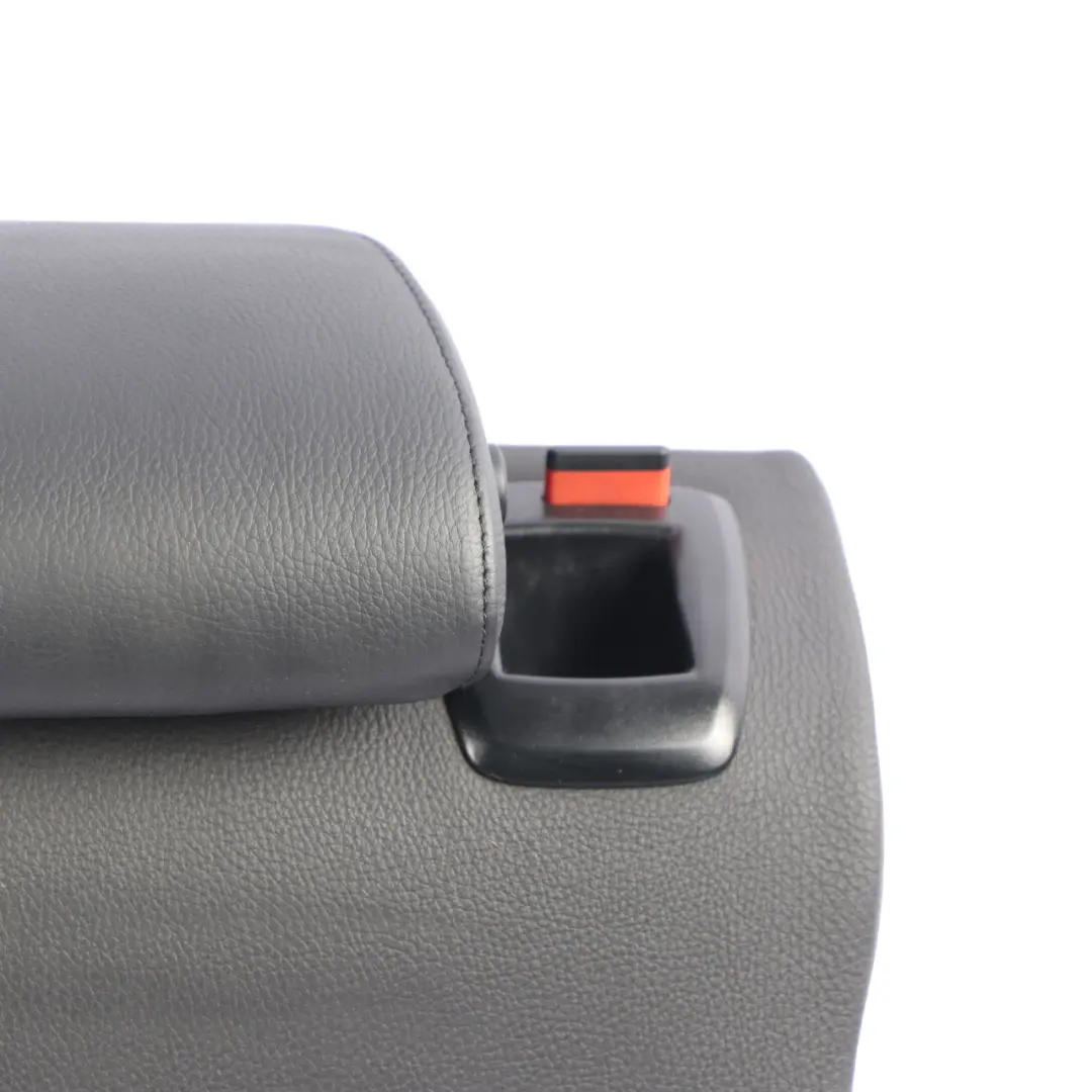 Siège arrière gauche Housse de dossier Cuir noir pour BMW E81 E87 LCI à propos du numéro de pièce 7247145 BMW E81 E87 LCI Siège arrière gauche Housse de dossier Cuir noir - SKU 7247145 - Numéro de pièce 7247145