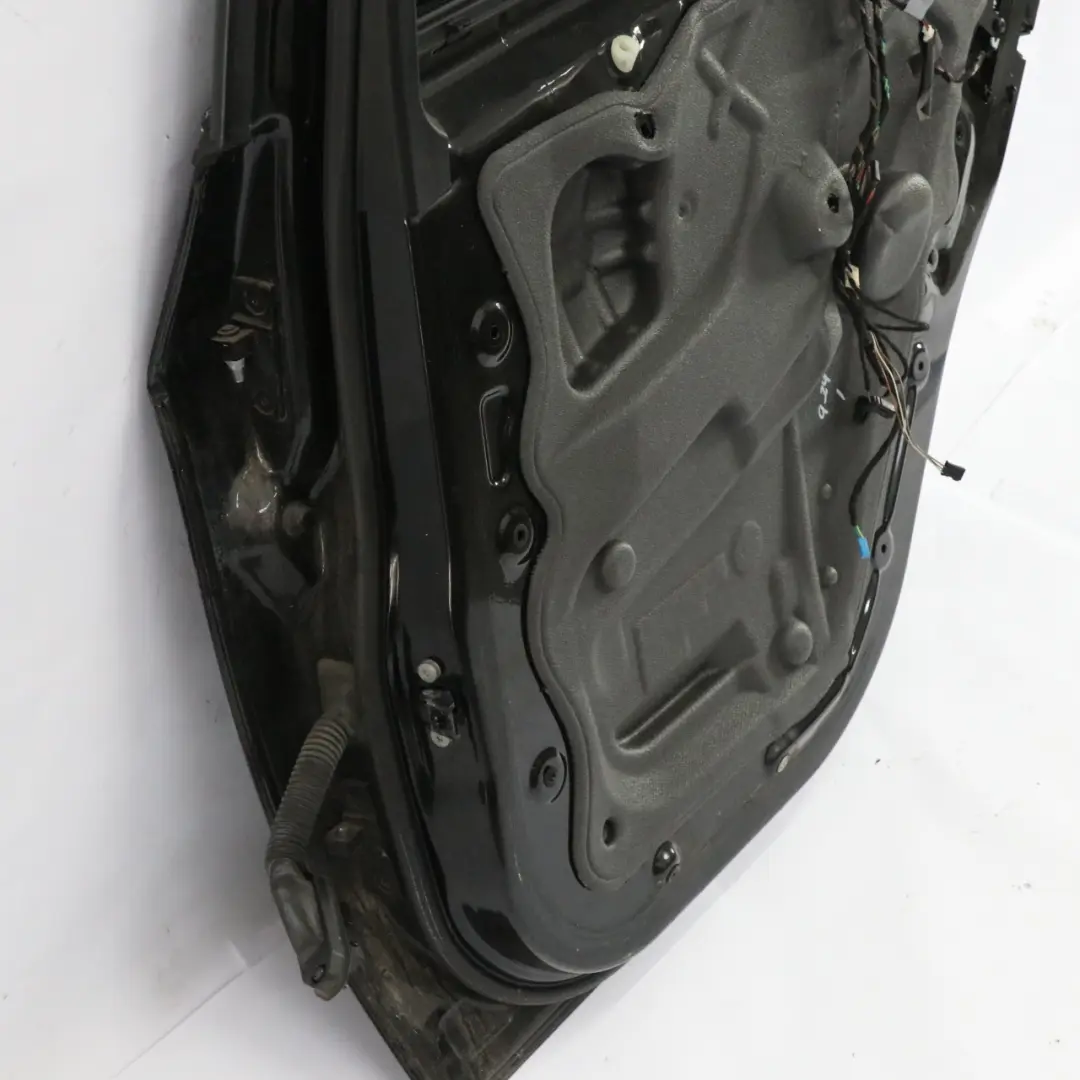 Door Rear Right O/S Black Sapphire Metallic - 475 to BMW X5 E70 with Part number 7261482 BMW X5 E70 Door Rear Right O/S Black Sapphire Metallic - 475 - SKU 7261482-BS - Part number 7261482