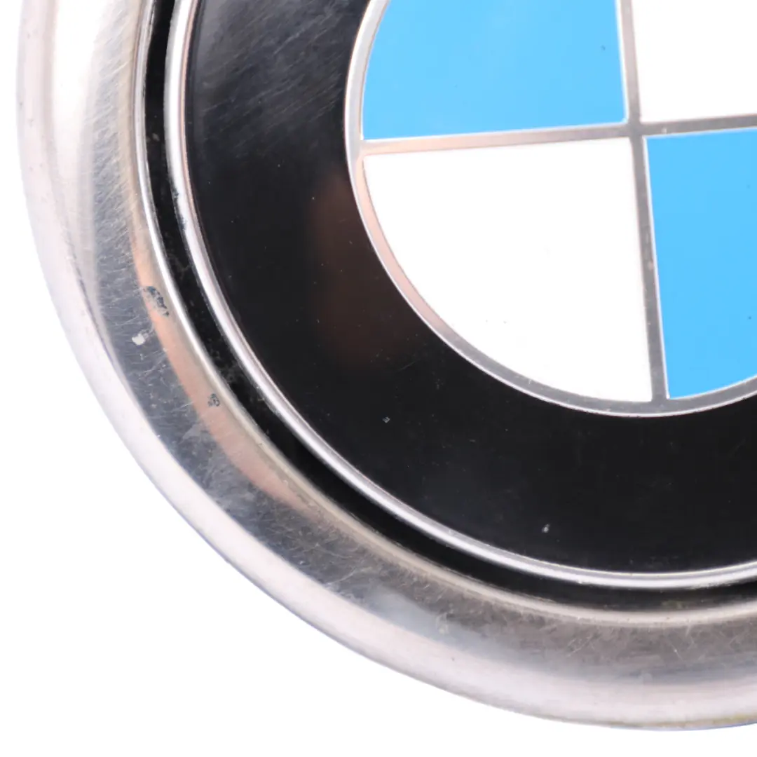  Emblème couvercle coffre BMW F20 F21 Bouton d'ouverture arrière - SKU 7270728-5 - Numéro de pièce 7270728