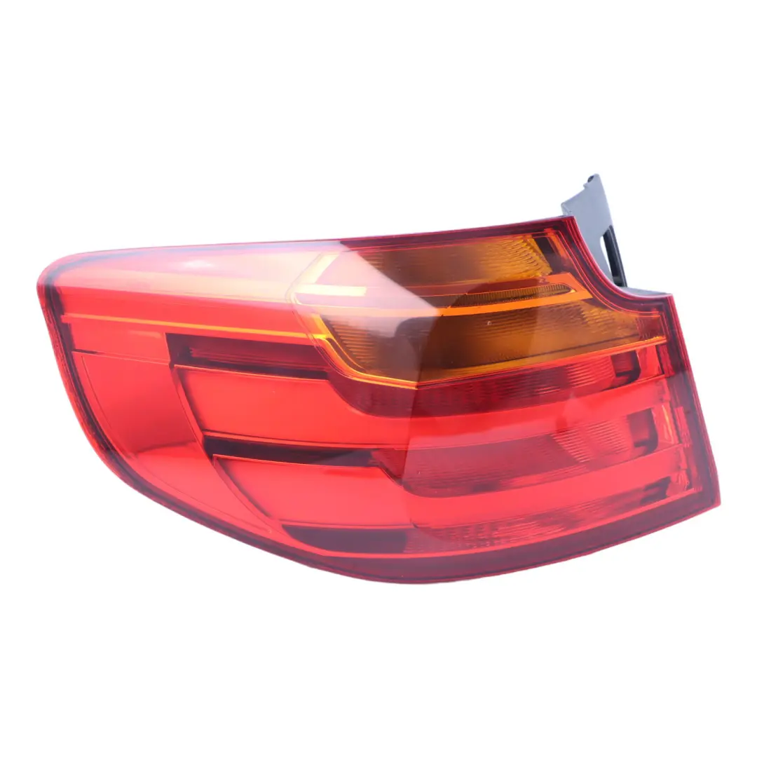 Luz En El Panel Lateral Trasero Izquierdo para BMW F34 GT con número de pieza 7286037 BMW F34 GT Luz En El Panel Lateral Trasero Izquierdo - SKU 7286037 - Número de pieza 7286037