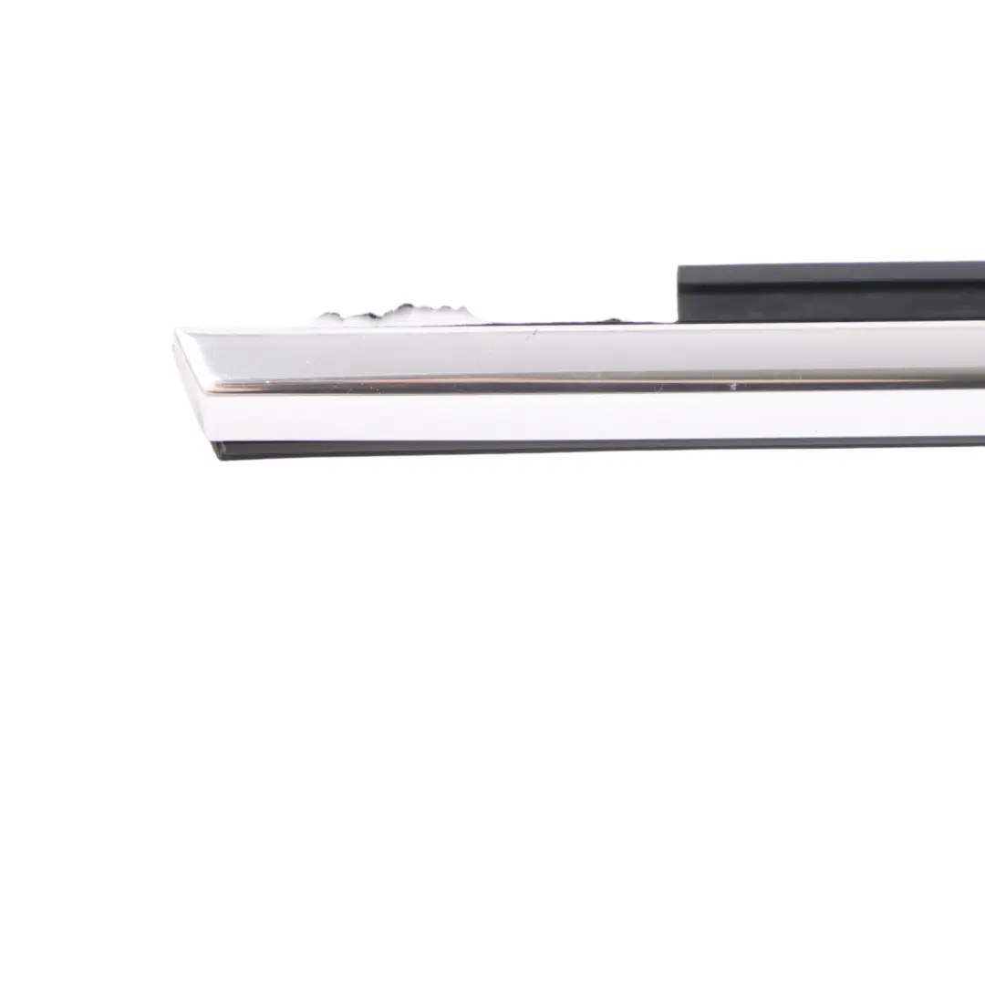 Exterior Puerta Canal Burlete Embellecedor Trasero Derecho para BMW F34 GT con número de pieza 7289946 BMW F34 GT Exterior Puerta Canal Burlete Embellecedor Trasero Derecho - SKU 7289946 - Número de pieza 7289946