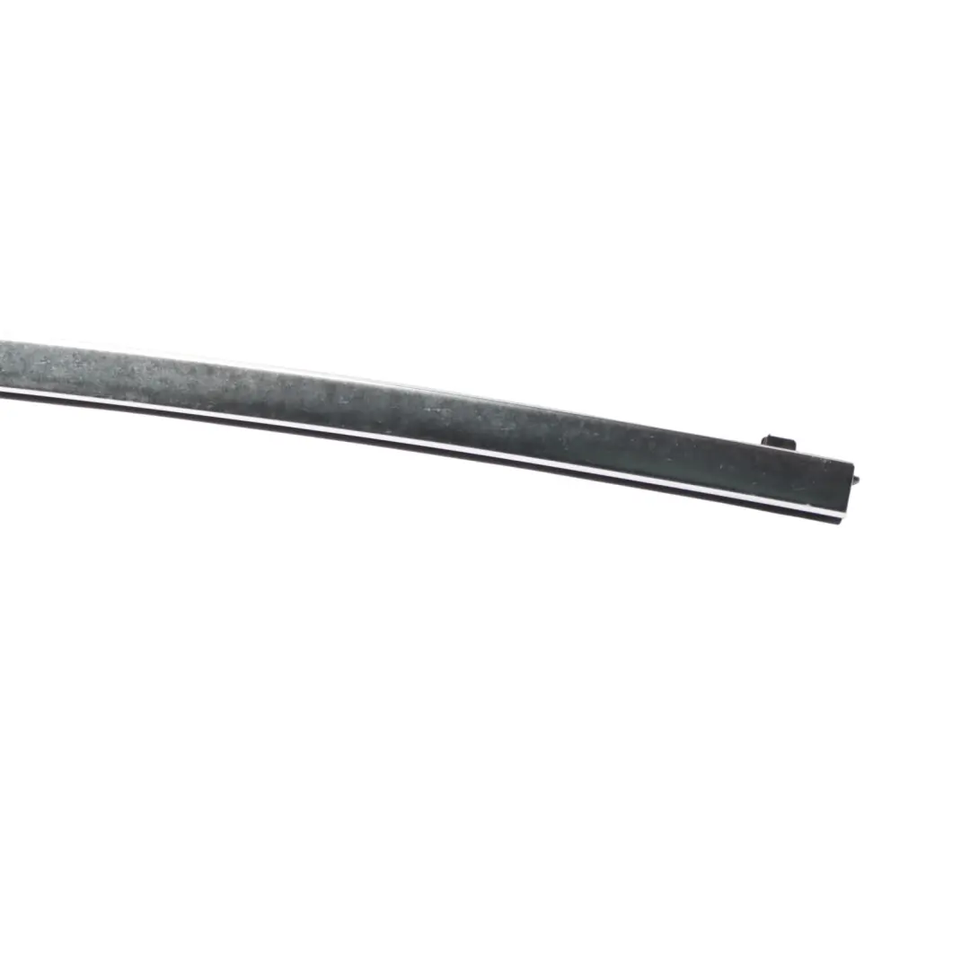 Acabado Ventana Delantera Izquierda N / S Listón Marco Cromo para BMW F34 con número de pieza 7289963 BMW F34 Acabado Ventana Delantera Izquierda N / S Listón Marco Cromo - SKU 7289963 - Número de pieza 7289963