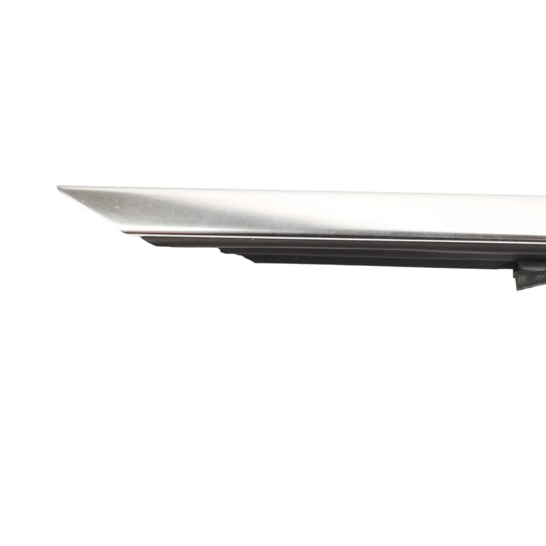 Listwa Wykończeniowa Szyby Przód Lewa Chrom do BMW F34 o numerze 7289963 BMW F34 Listwa Wykończeniowa Szyby Przód Lewa Chrom - SKU 7289963 - Numer Części 7289963