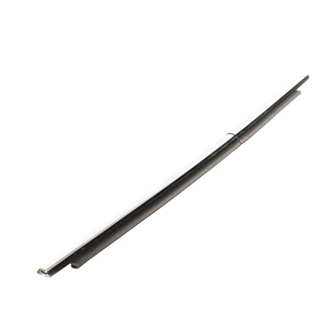 Window Molding Front Right O/S Door to BMW F34 with Part number 7289979 BMW F34 Window Molding Front Right O/S Door - SKU 7289979 - Part number 7289979