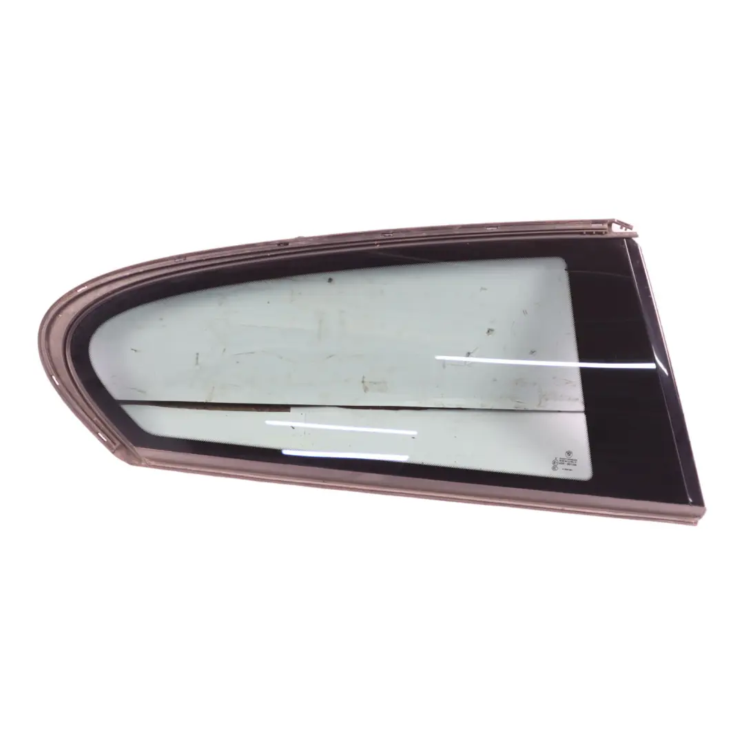 Vitre Latérale Arrière Fixe Teintée Droite pour BMW F21 à propos du numéro de pièce 7290538 BMW F21 Vitre Latérale Arrière Fixe Teintée Droite - SKU 7290538-3 - Numéro de pièce 7290538
