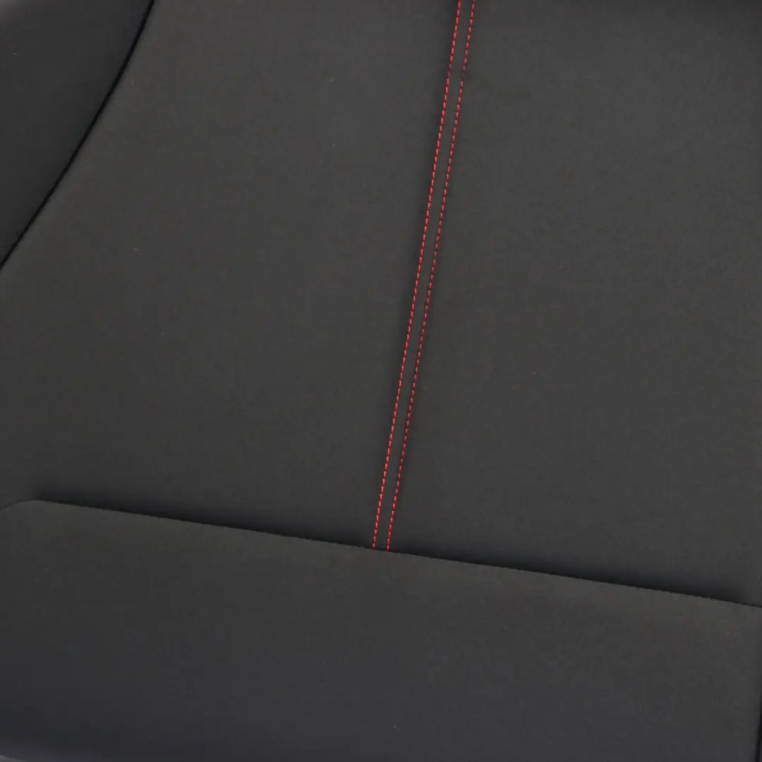 Asiento trasero de tela de tela de antracita acentos costura roja para BMW F20 con número de pieza 7292587 BMW F20 Asiento trasero de tela de tela de antracita acentos costura roja - SKU 7292587-2 - Número de pieza 7292587