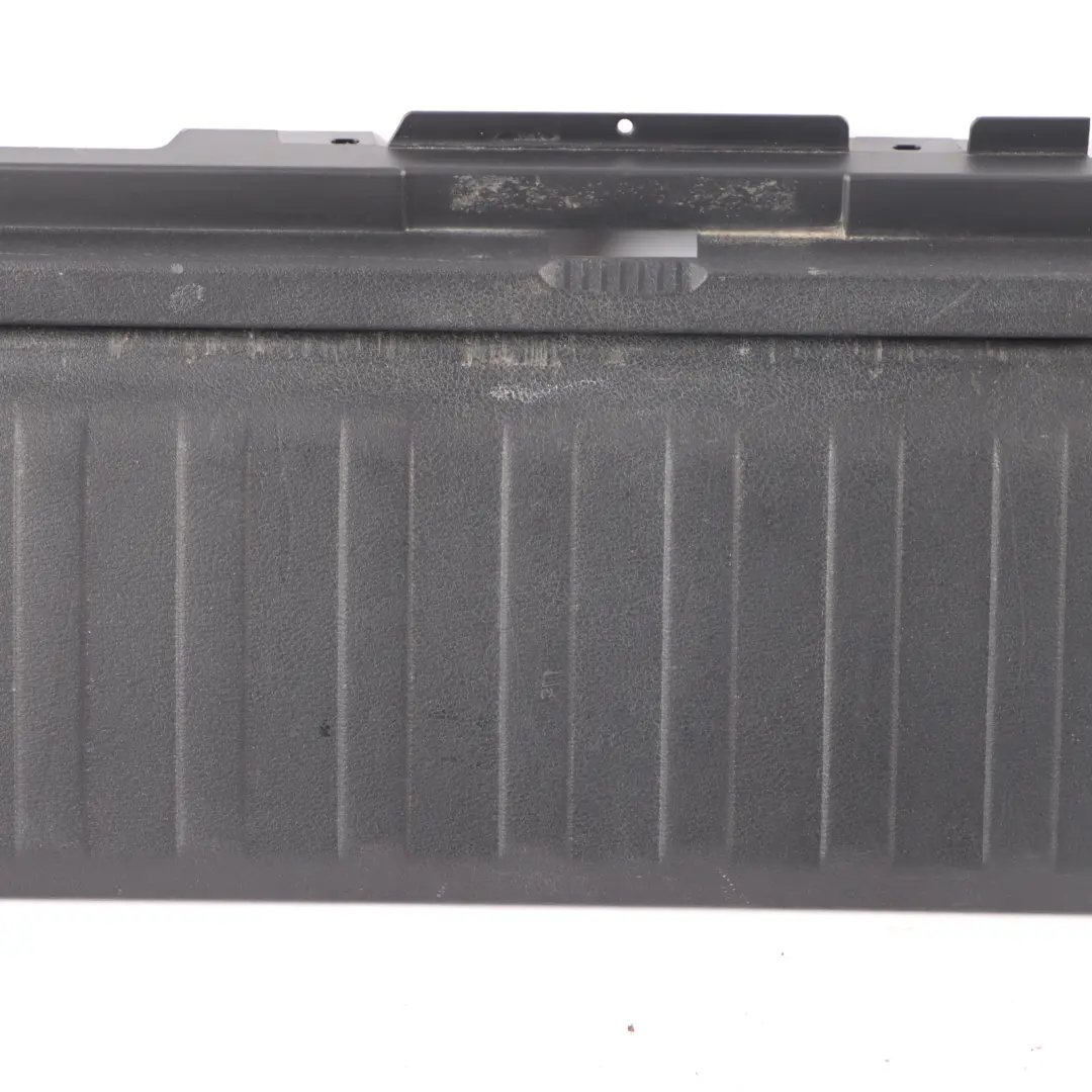 X5M F85 Panneau Garniture Seuil Coffre Chargement Noir 7308709 pour BMW X5 F15 à propos du numéro de pièce 7326465 BMW X5 F15 X5M F85 Panneau Garniture Seuil Coffre Chargement Noir 7308709 - SKU 7294790 - Numéro de pièce 7326465