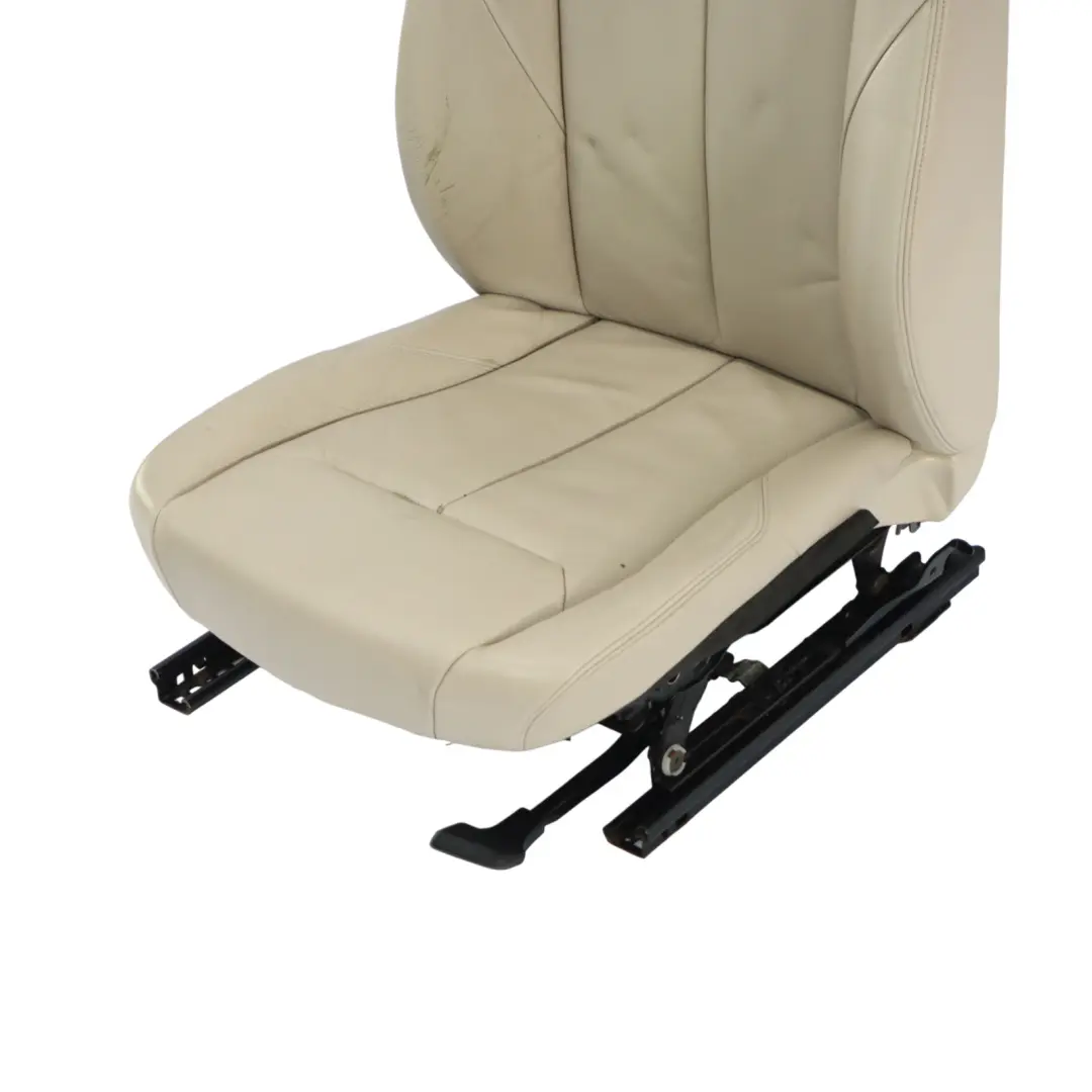 Sedile anteriore BMW F20 Destro Interno Pelle Dakota Oyster per con numero di parte 7295112 Sedile anteriore BMW F20 Destro Interno Pelle Dakota Oyster - SKU 7295112-1 - Numero di parte 7295112