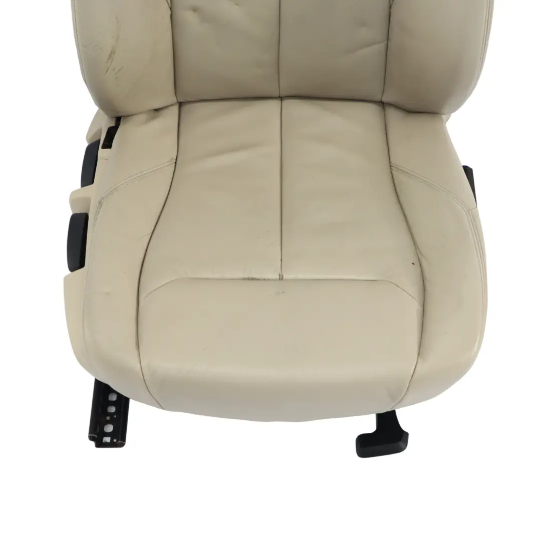Sedile anteriore BMW F20 Destro Interno Pelle Dakota Oyster per con numero di parte 7295112 Sedile anteriore BMW F20 Destro Interno Pelle Dakota Oyster - SKU 7295112-1 - Numero di parte 7295112