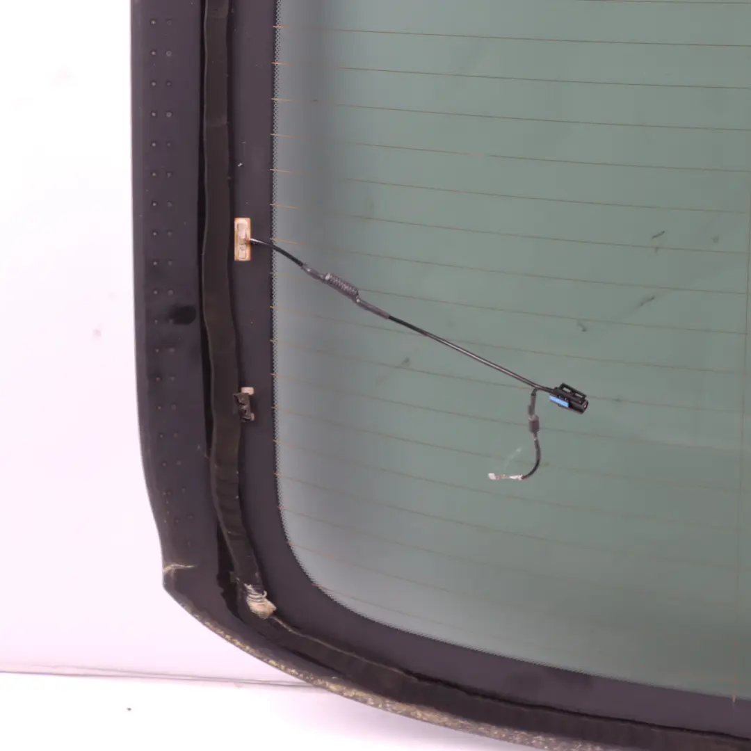 Window Glass BMW F34 GT AS3 Tinted Rear Tailgate Boot Lid Glazing to Rear with Part number 7295630 Rear Window Glass BMW F34 GT AS3 Tinted Rear Tailgate Boot Lid Glazing - SKU 7295630 - Part number 7295630
