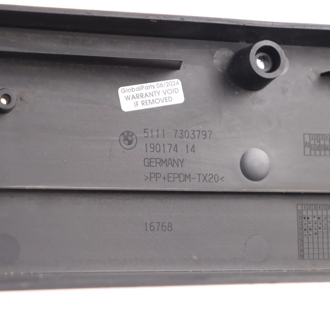 BMW E84 Porta targa anteriore Base piastra di rivestimento - SKU 7303797 - Numero di parte 7303797