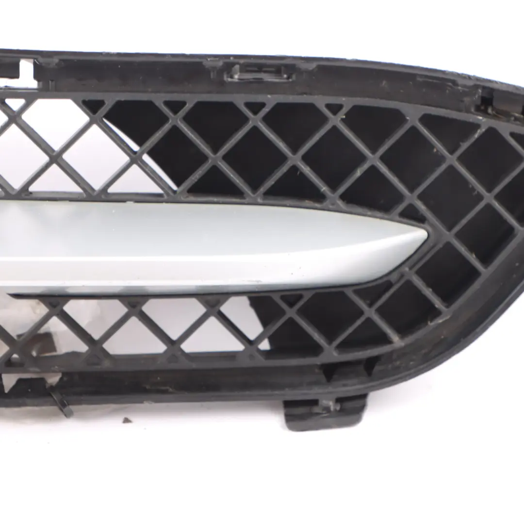 Bmw X1 E84 Moldura parachoques delantero inferior parrilla central - SKU 7307792-1 - Número de pieza 7307792