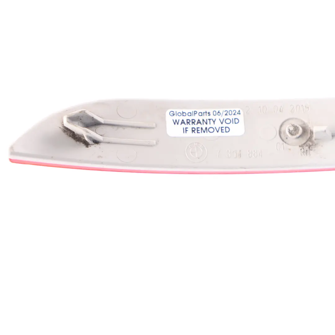 BMW E84 parachoques trasero reflector de luz derecha - SKU 7314884 - Número de pieza 7314884