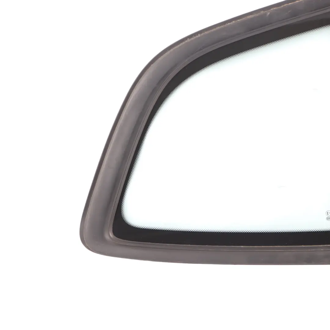 Side Window BMW F46 Gran Tourer Rear Right O/S Fixed Glass Window AS2 to with Part number 7316824 Side Window BMW F46 Gran Tourer Rear Right O/S Fixed Glass Window AS2 - SKU 7316824 - Part number 7316824