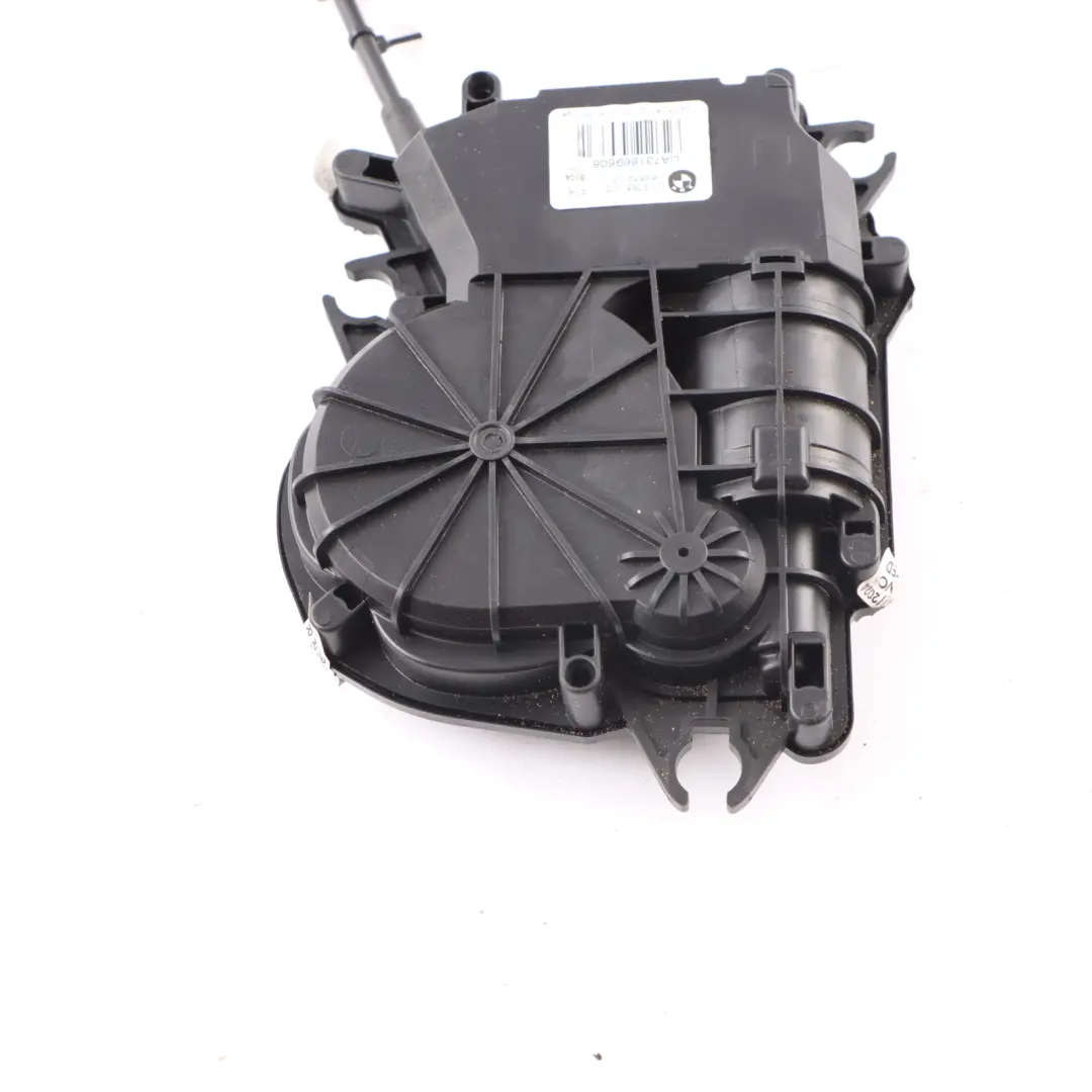 Zamek Siłownik Zatrzask Dociąg Klapy Bagażnika Tył do BMW X6 F16 F86 o numerze 7318696 BMW X6 F16 F86 Zamek Siłownik Zatrzask Dociąg Klapy Bagażnika Tył - SKU 7318696 - Numer Części 7318696