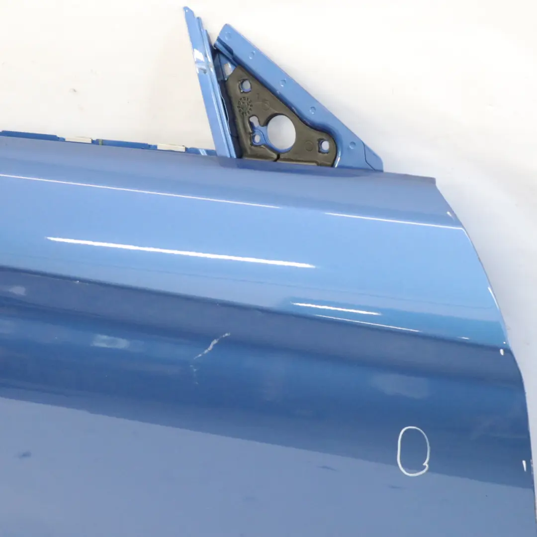 Tür vorne BMW F32 F33 F82 F83 M4 Rechts Estorilblau Blau Metallic - B45 für mit Teilenummer 7327346 Tür vorne BMW F32 F33 F82 F83 M4 Rechts Estorilblau Blau Metallic - B45 - SKU 7327346-EB1 - Teilenummer 7327346