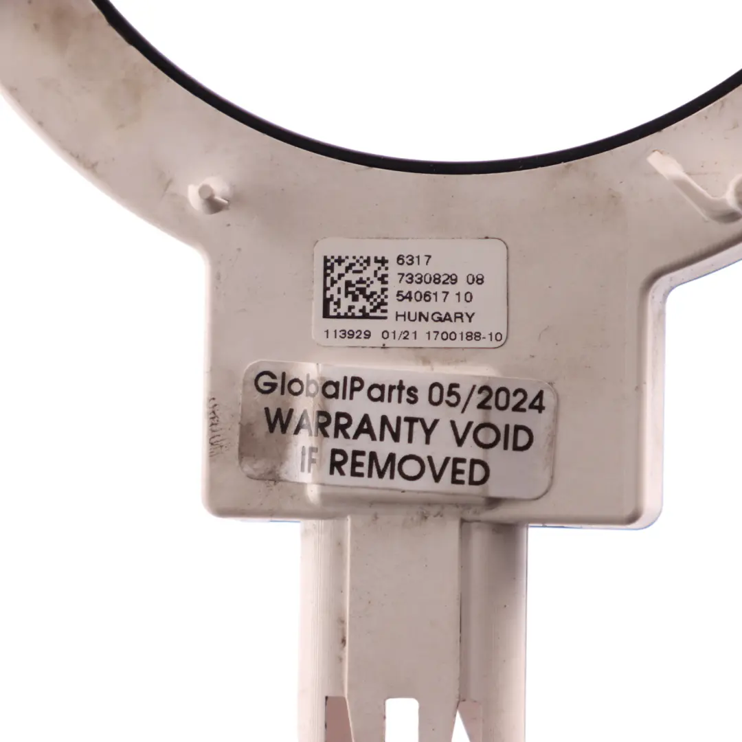 Cache De Prise De Charge Et D'Éclairage pour Mini Countryman F60 à propos du numéro de pièce 7330829 Mini Countryman F60 Cache De Prise De Charge Et D'Éclairage - SKU 7330829 - Numéro de pièce 7330829