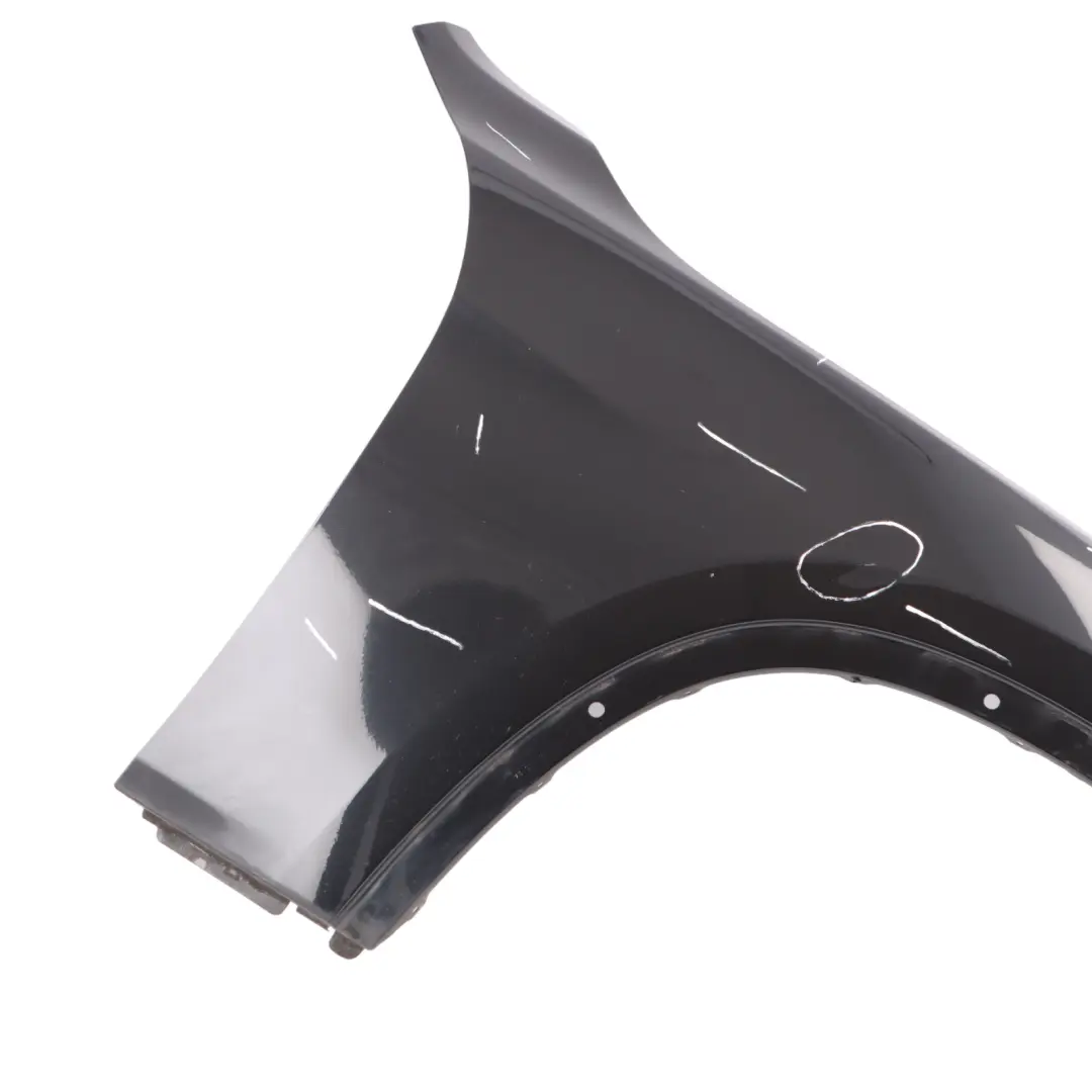 Panel lateral BMW X1 E84 Guardabarros delantero derecho Zafiro negro - 475 para con número de pieza 7332424 Panel lateral BMW X1 E84 Guardabarros delantero derecho Zafiro negro - 475 - SKU 7332424-BS - Número de pieza 7332424