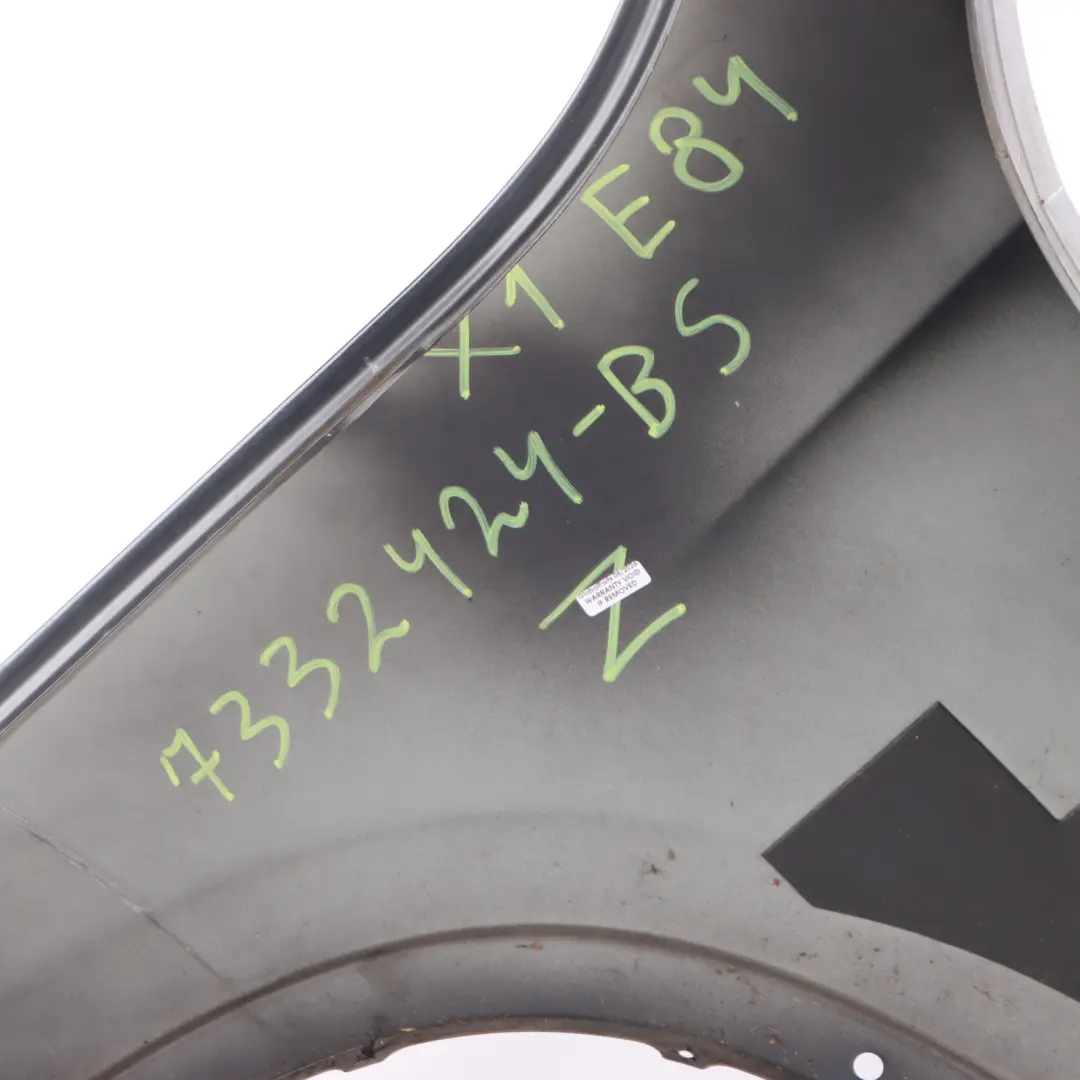Pannello laterale BMW X1 E84 parafango anteriore destro Nero Zaffiro 475 per con numero di parte 7332424 Pannello laterale BMW X1 E84 parafango anteriore destro Nero Zaffiro 475 - SKU 7332424-BS - Numero di parte 7332424