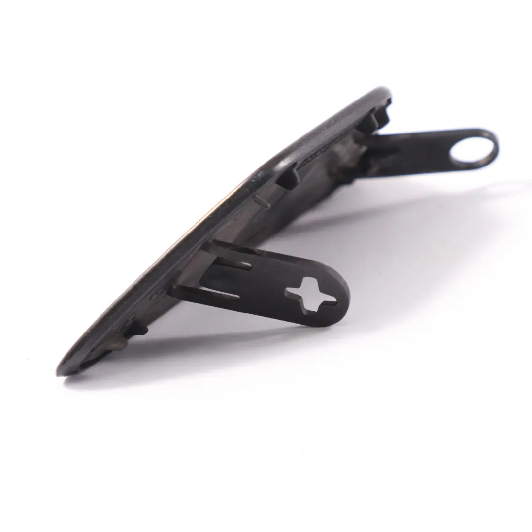 Coperchio rondella BMW F10 F11 LCI paraurti anteriore destro Nero Zaffiro 475 per con numero di parte 7332684 Coperchio rondella BMW F10 F11 LCI paraurti anteriore destro Nero Zaffiro 475 - SKU 7332684-BS - Numero di parte 7332684