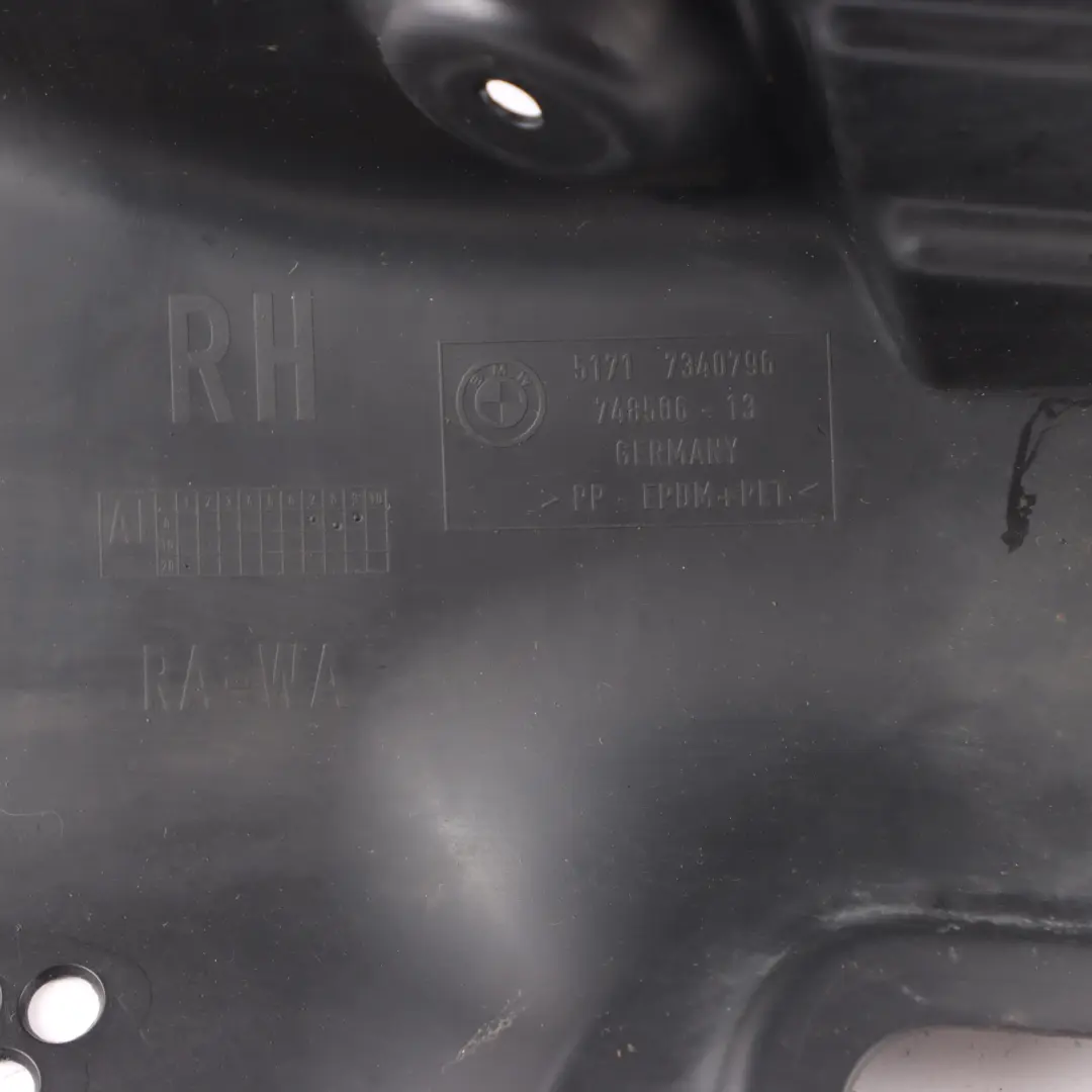 Arch BMW G30 G31 Cover Front Right O/S Housing Splash Guard to Wheel with Part number 7340796 Wheel Arch BMW G30 G31 Cover Front Right O/S Housing Splash Guard - SKU 7340796-1 - Part number 7340796