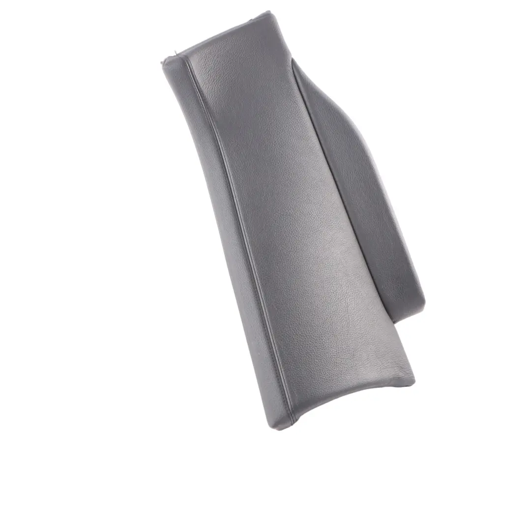 Panneau latéral de siège arrière droit Finition cuir Dakota Noir pour BMW F34 GT à propos du numéro de pièce 7341790 BMW F34 GT Panneau latéral de siège arrière droit Finition cuir Dakota Noir - SKU 7341790 - Numéro de pièce 7341790