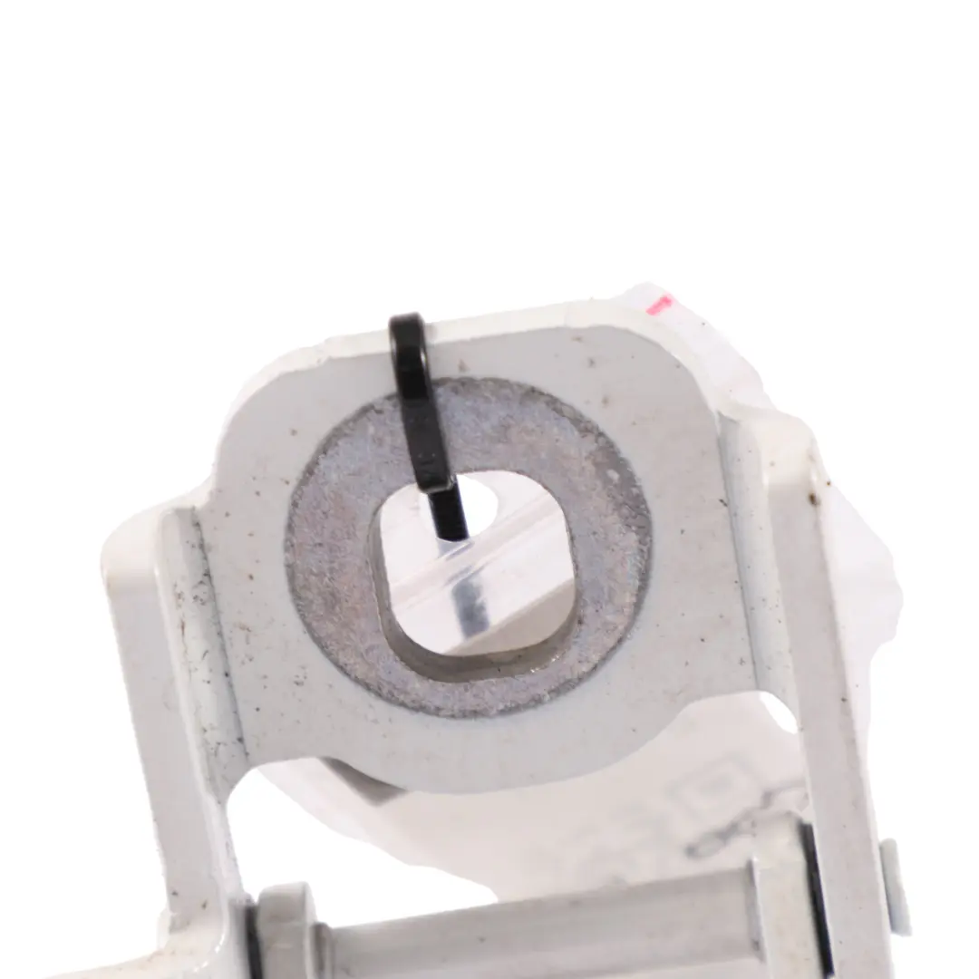 Bisagra BMW F46 Bisagra Tapa Maletero Izquierda Blanco Mineral - A96 para con número de pieza 7349449 Bisagra BMW F46 Bisagra Tapa Maletero Izquierda Blanco Mineral - A96 - SKU 7349449-MW - Número de pieza 7349449