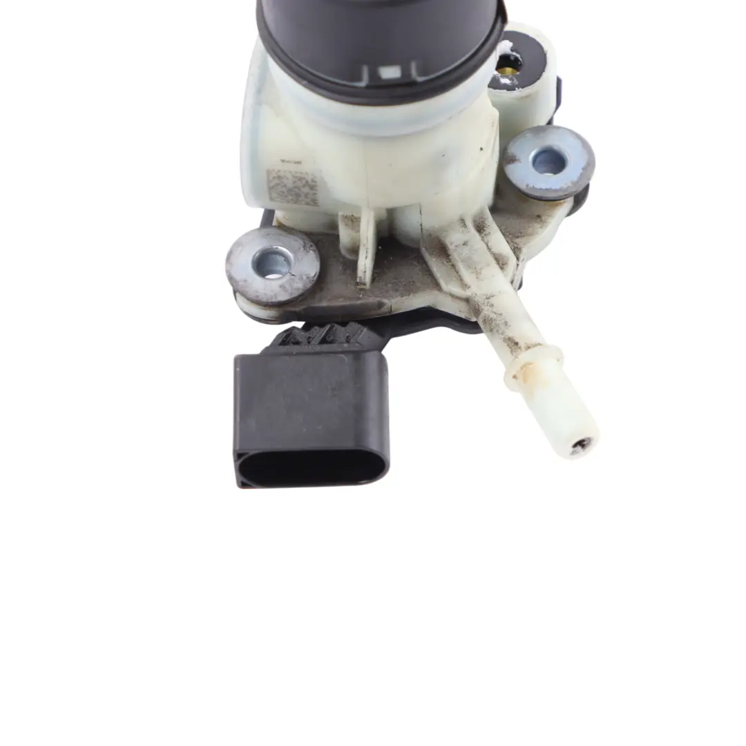 Tanque de aditivo Tanque de AdBlue conjunto de bomba para BMW F20 F30 F31 F36 con número de pieza 7351665 BMW F20 F30 F31 F36 Tanque de aditivo Tanque de AdBlue conjunto de bomba - SKU 7351665 - Número de pieza 7351665