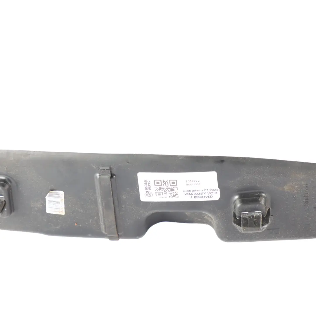 Front Wing Fender Plastic Seal Rubber Guard Right O/S to BMW G30 with Part number 7352222 BMW G30 Front Wing Fender Plastic Seal Rubber Guard Right O/S - SKU 7352222 - Part number 7352222