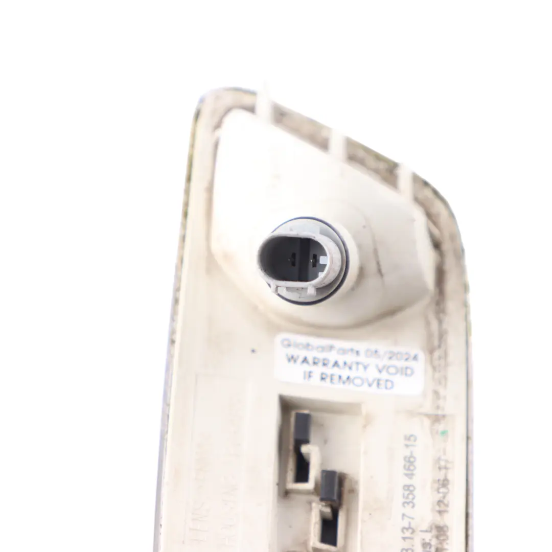 Zusätzliche Blinkerleuchte Rechts für Mini F54 mit Teilenummer 7358466 Mini F54 Zusätzliche Blinkerleuchte Rechts - SKU 7358466 - Teilenummer 7358466