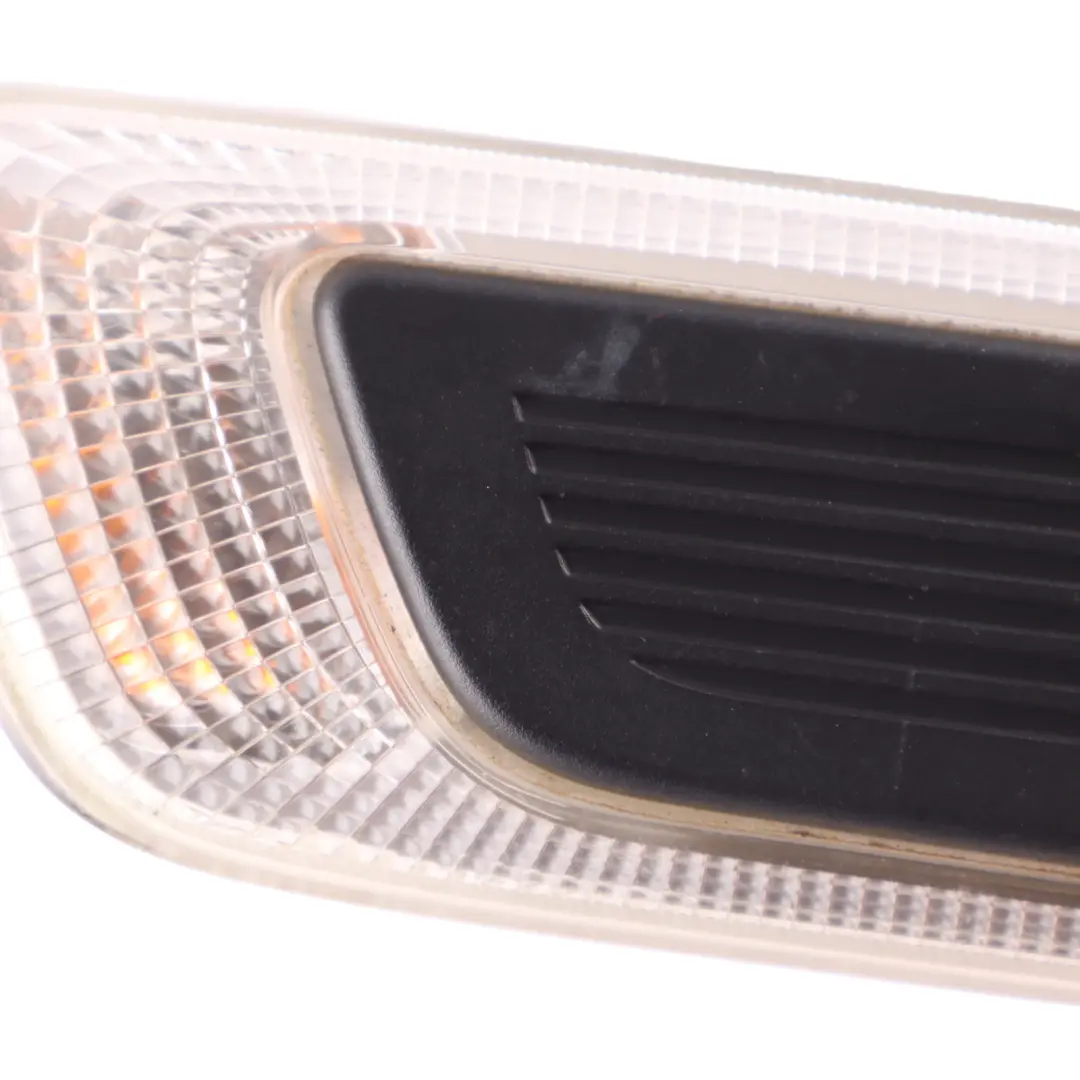 luz intermitente adicional derecha para Mini F54 con número de pieza 7358466 Mini F54 luz intermitente adicional derecha - SKU 7358466 - Número de pieza 7358466