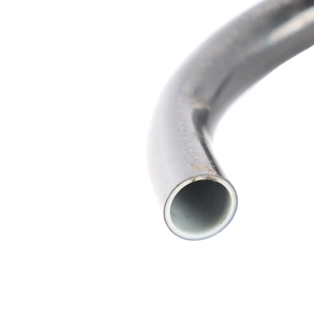 Breath Vent Hose Line Pipe to BMW G30 with Part number 7361560 BMW G30 Breath Vent Hose Line Pipe - SKU 7361560 - Part number 7361560