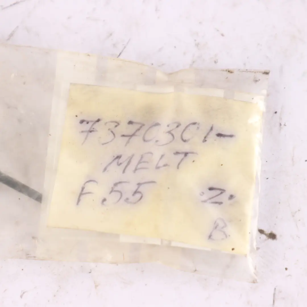 Zawias Maski Lewy Srebrny Metaliczny C2K do Mini F55 F56 F57 o numerze 7370301 Mini F55 F56 F57 Zawias Maski Lewy Srebrny Metaliczny C2K - SKU 7370301-MELT - Numer Części 7370301