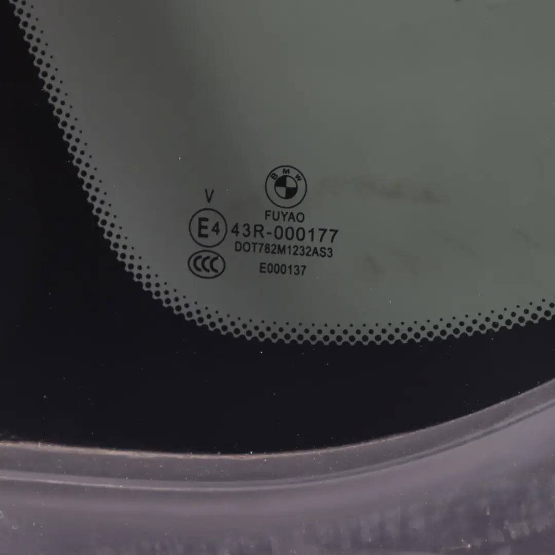 Ventana Cuarto Lado Puerta Vidrio Trasero Izquierdo AS3 para BMW F45 con número de pieza 7375183 BMW F45 Ventana Cuarto Lado Puerta Vidrio Trasero Izquierdo AS3 - SKU 7375183 - Número de pieza 7375183