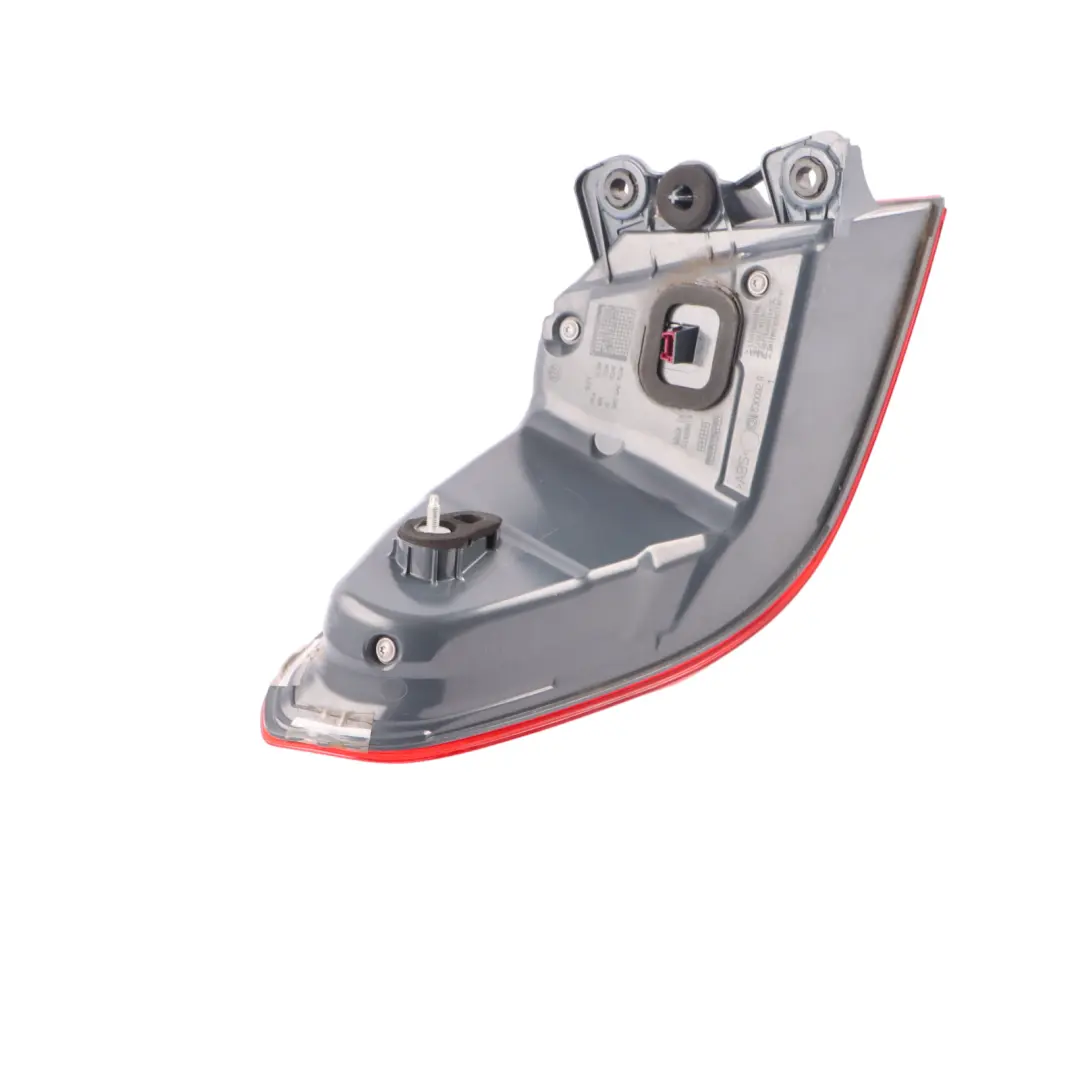 Feu Arrière BMW G30 F90 M5 Panneau latéral Feuarrière droit pour à propos du numéro de pièce 7376464 Feu Arrière BMW G30 F90 M5 Panneau latéral Feuarrière droit - SKU 7376464-1 - Numéro de pièce 7376464