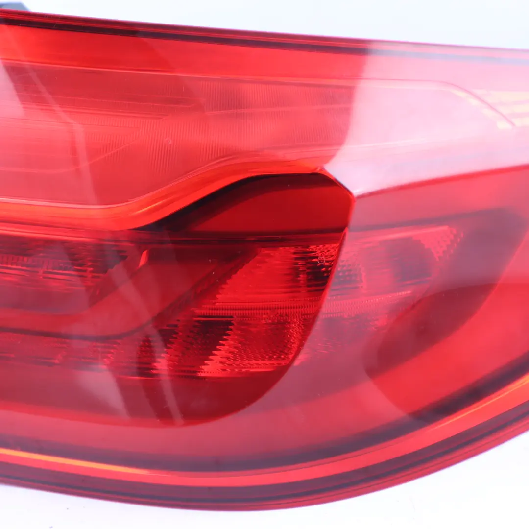 Feu Arrière BMW G30 F90 M5 Panneau latéral Feuarrière droit pour à propos du numéro de pièce 7376464 Feu Arrière BMW G30 F90 M5 Panneau latéral Feuarrière droit - SKU 7376464-1 - Numéro de pièce 7376464