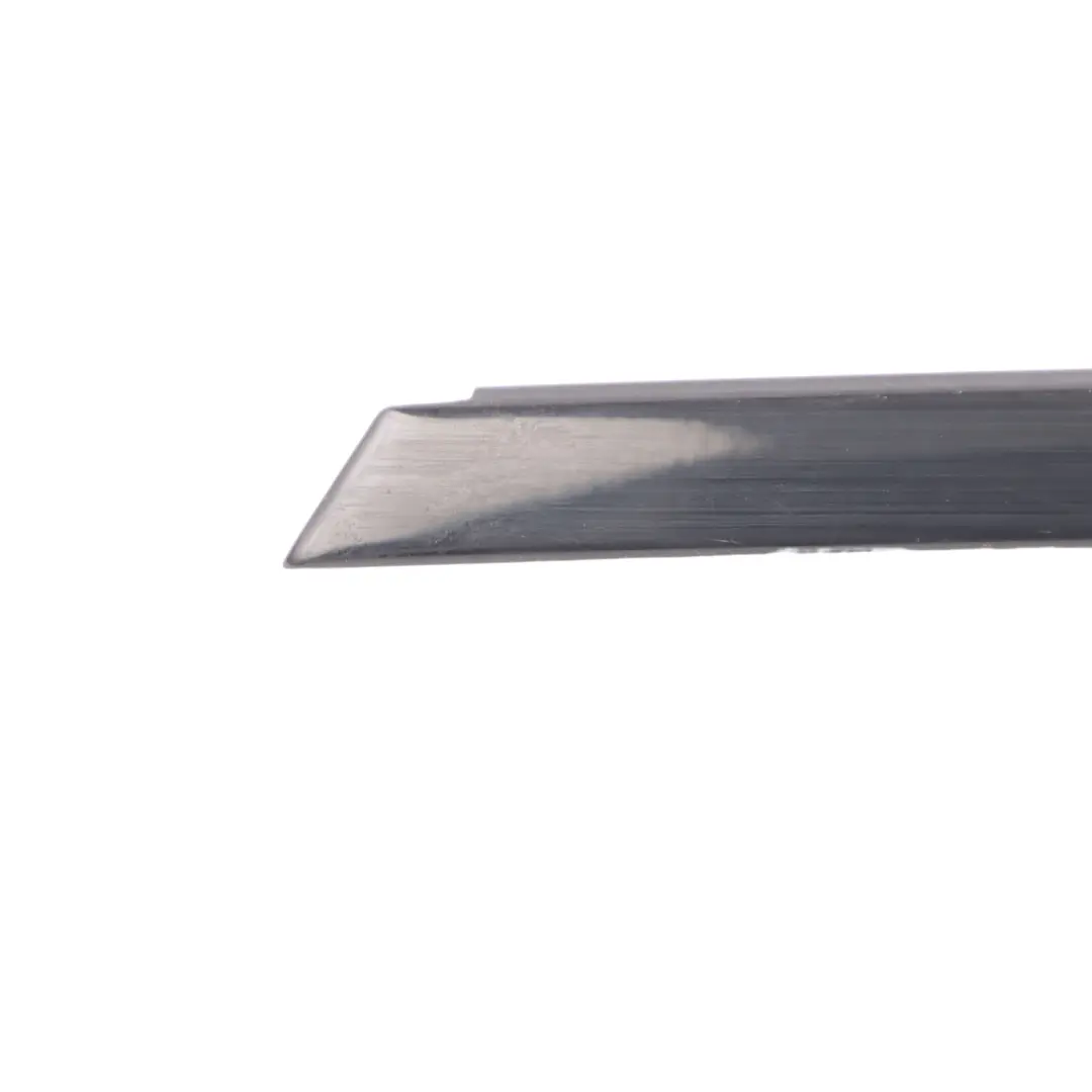 Ventana Puerta Trasera Izquierda Tapa Sello Negro para BMW X6 F16 F86 Marco con número de pieza 7377886 BMW X6 F16 F86 Marco Ventana Puerta Trasera Izquierda Tapa Sello Negro - SKU 7377886 - Número de pieza 7377886