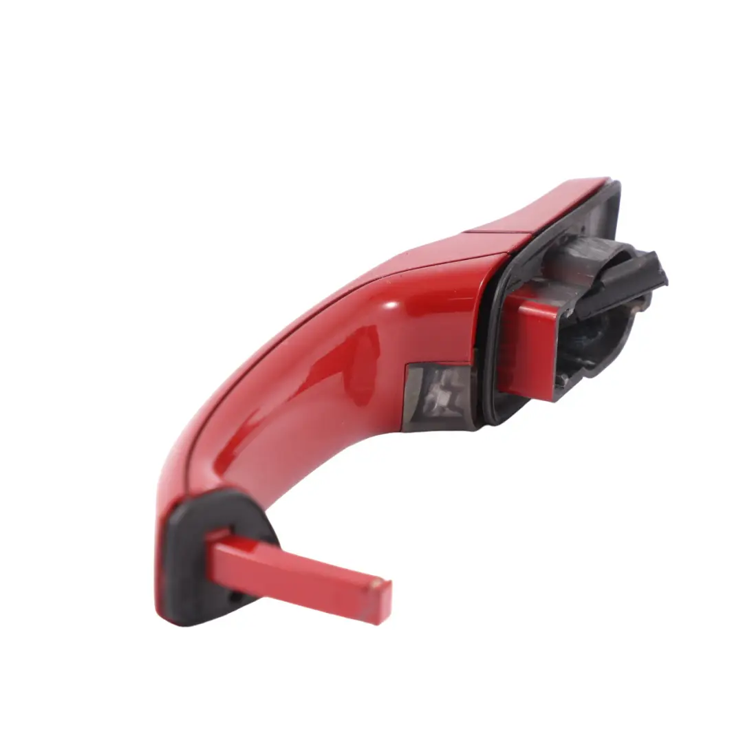 Maniglia porta anteriore destra esterna Melbourne Rosso A75 per BMW i3 I01 con numero di parte 7379772 BMW i3 I01 Maniglia porta anteriore destra esterna Melbourne Rosso A75 - SKU 7379772-MRT - Numero di parte 7379772