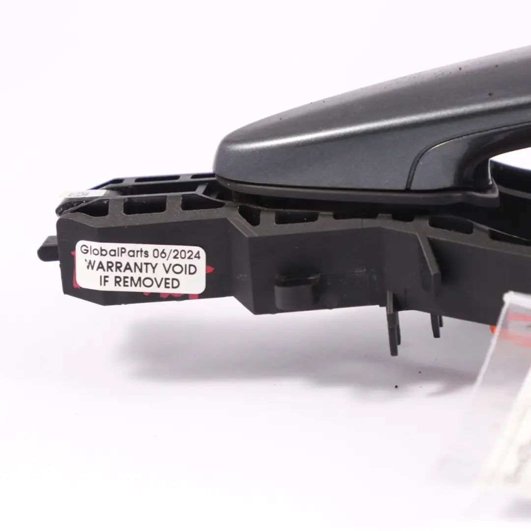 Poignée de porte BMW F36 Support porte arrière gauche Gris minéral B39 pour à propos du numéro de pièce 7380545 Poignée de porte BMW F36 Support porte arrière gauche Gris minéral B39 - SKU 7380545-MG - Numéro de pièce 7380545