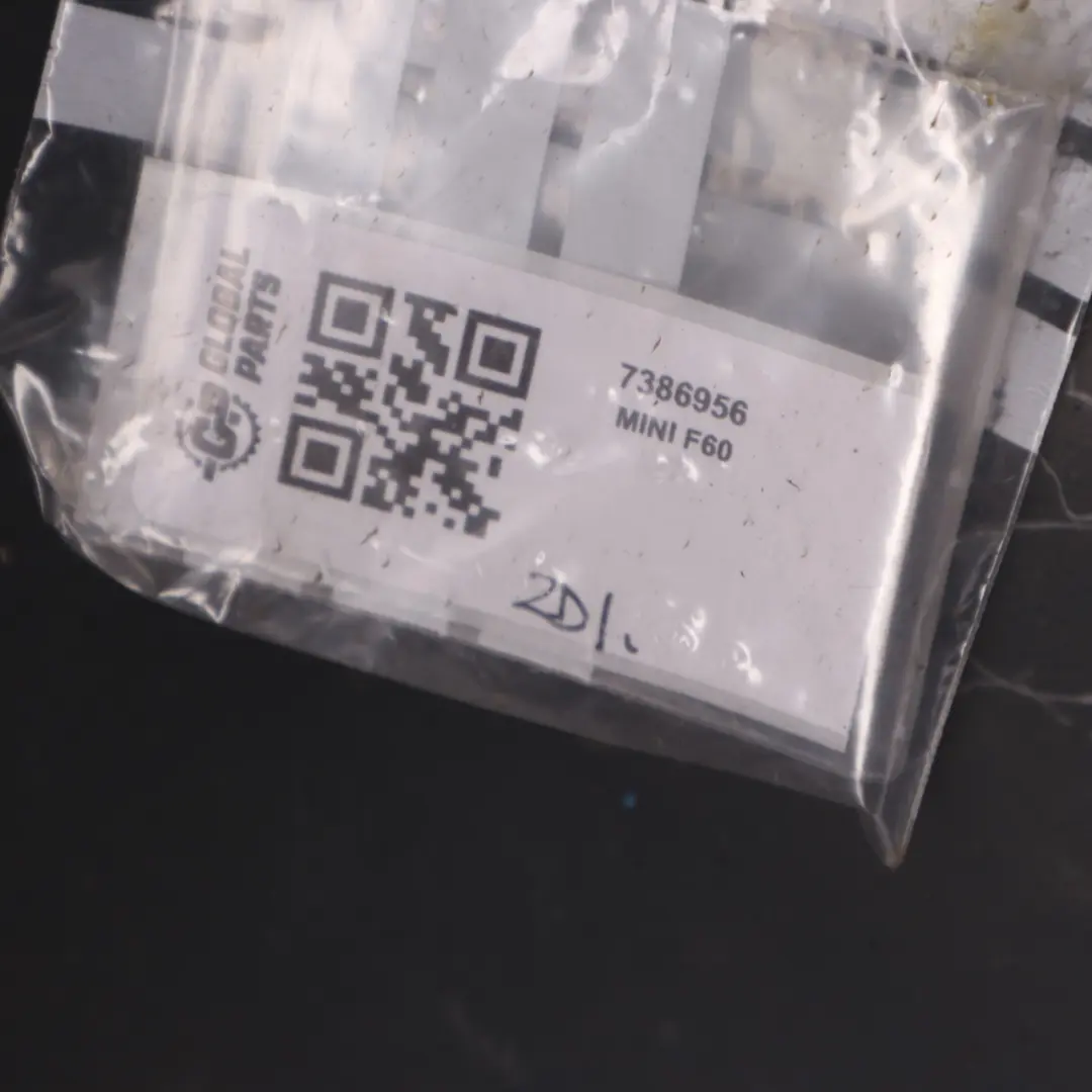 Mini Countryman F60 Nadkole Prawy Przód Przednie - SKU 7386956 - Numer Części 7386956