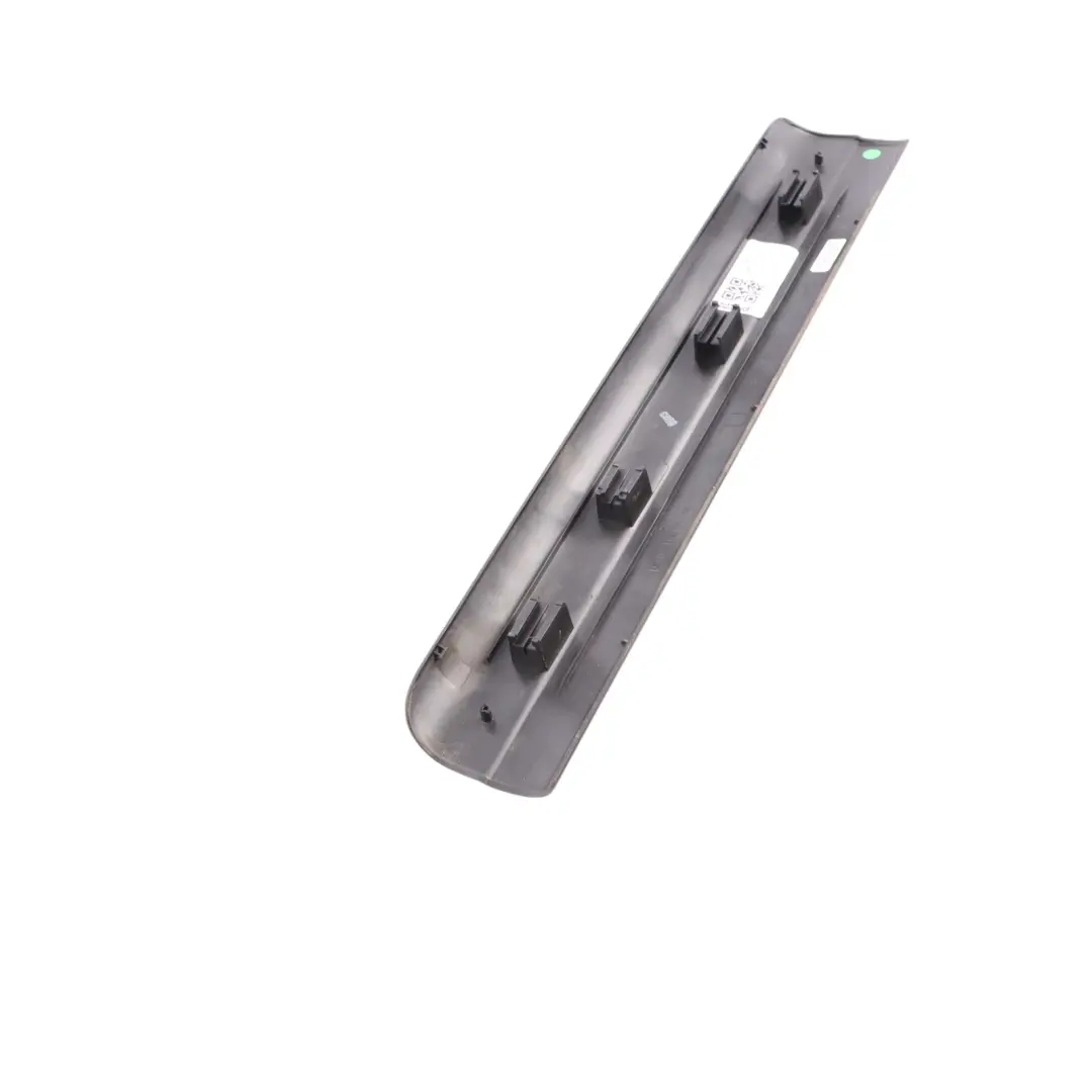 Copertura Ingresso Anteriore Destro Battitacco Nero 7353844 per Mini Clubman F54 con numero di parte 7391492 Mini Clubman F54 Copertura Ingresso Anteriore Destro Battitacco Nero 7353844 - SKU 7391492 - Numero di parte 7391492