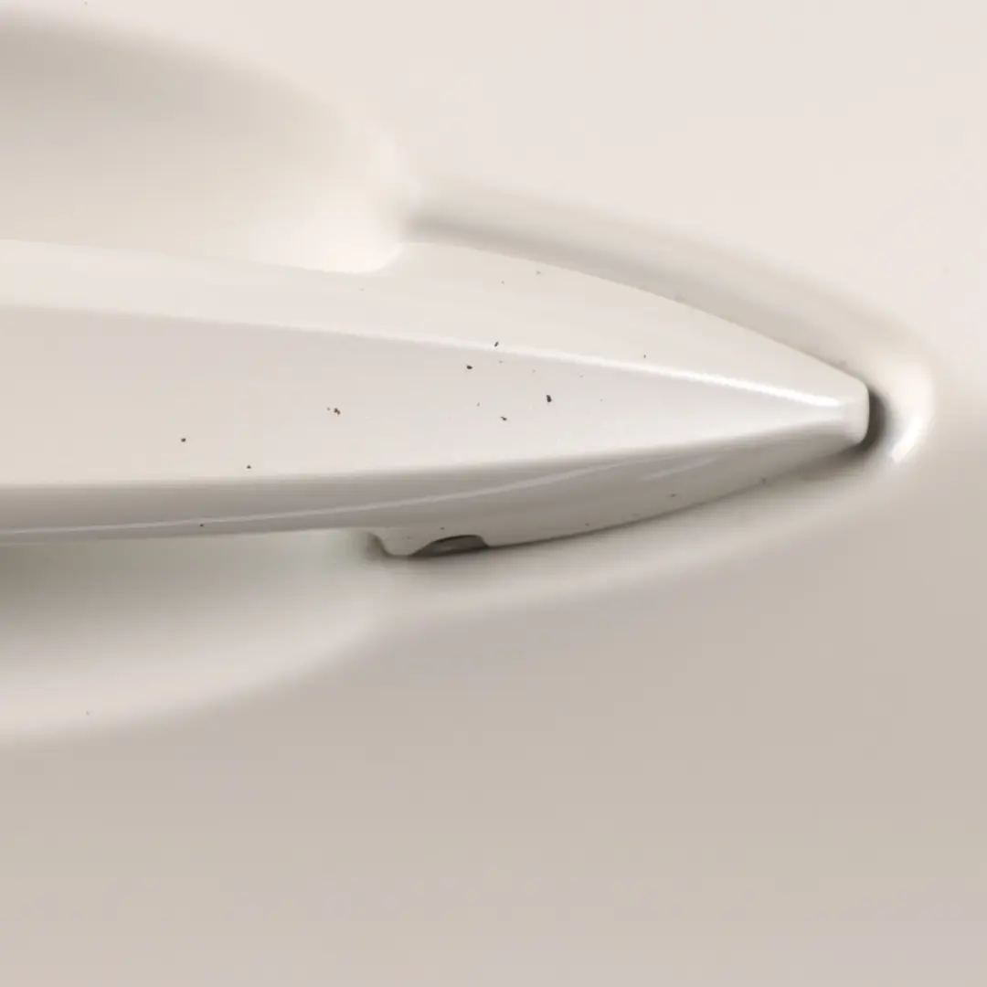 BMW F46 Gran Tourer Door Front Right O/S Mineralweiss Mineral Weiss - A96 - SKU 7392312-MW - Part number 7392312