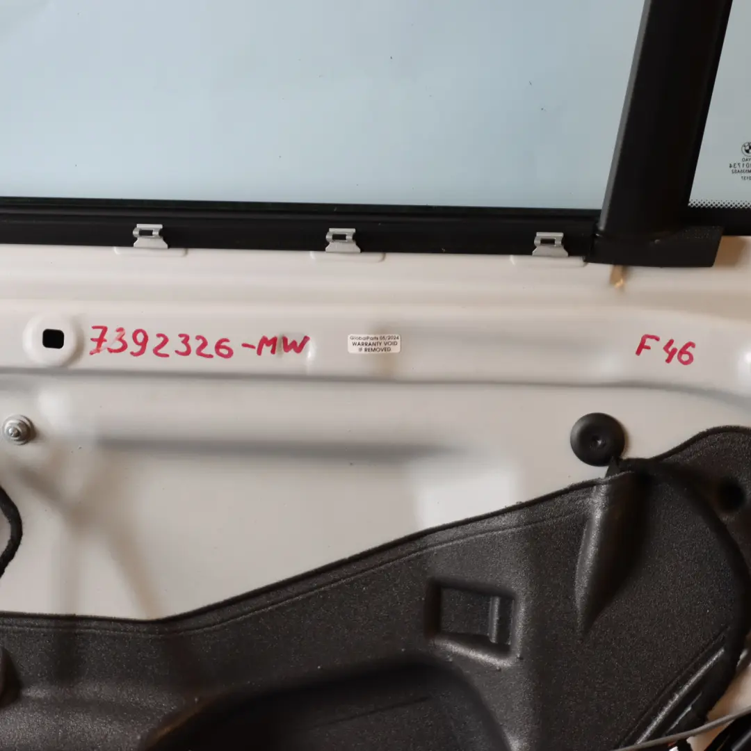 Door Rear Right O/S Mineralweiss Mineral White - A96 to BMW F46 Gran Tourer with Part number 7392326 BMW F46 Gran Tourer Door Rear Right O/S Mineralweiss Mineral White - A96 - SKU 7392326-MW - Part number 7392326