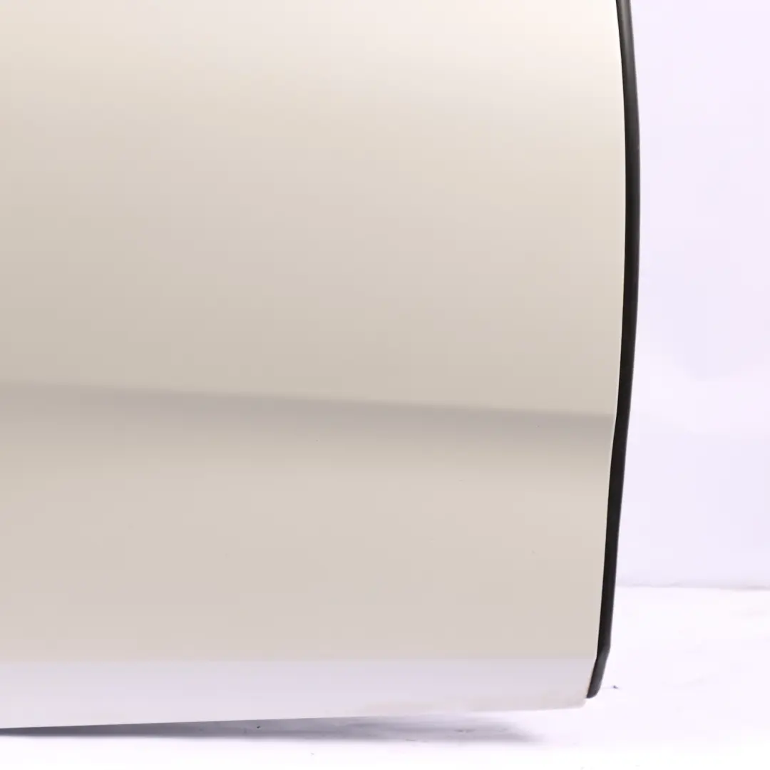 Door Rear Right O/S Mineralweiss Mineral White - A96 to BMW F46 Gran Tourer with Part number 7392326 BMW F46 Gran Tourer Door Rear Right O/S Mineralweiss Mineral White - A96 - SKU 7392326-MW - Part number 7392326