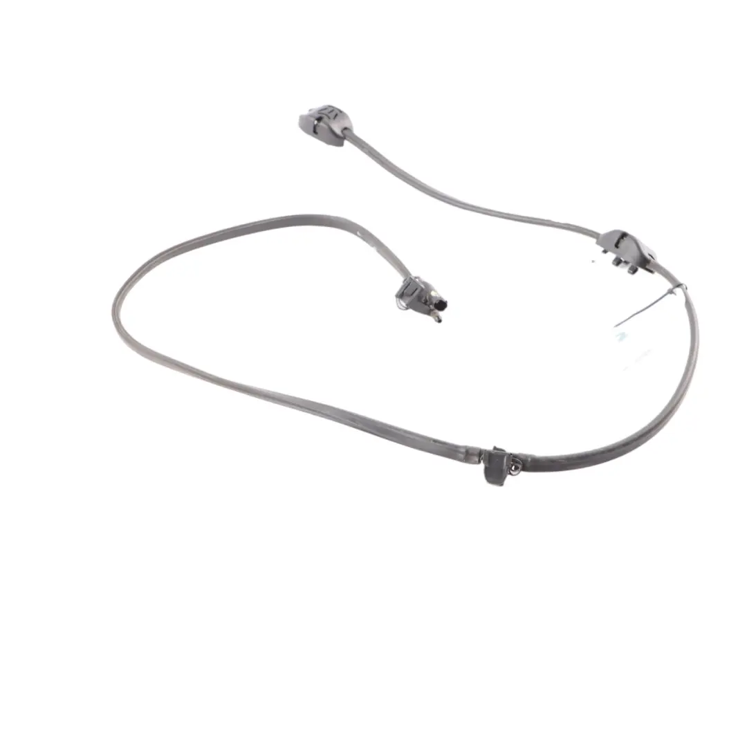 BMW F21 Buse de Lavage de Pare-brise - SKU 7399024 - Numéro de pièce 7399024