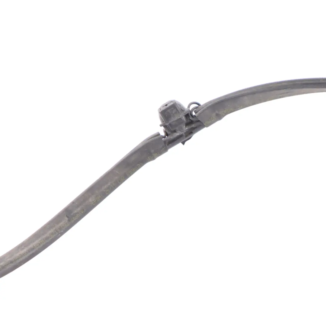 Ugello del Getto del Lavavetro per BMW F21 con numero di parte 7399024 BMW F21 Ugello del Getto del Lavavetro - SKU 7399024 - Numero di parte 7399024