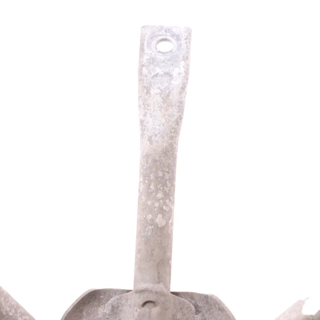 Bracket Underbody Panelling Reinforcement Carrier Support 7436795 to BMW G30 with Part number 7401270 BMW G30 Bracket Underbody Panelling Reinforcement Carrier Support 7436795 - SKU 7401270 - Part number 7401270